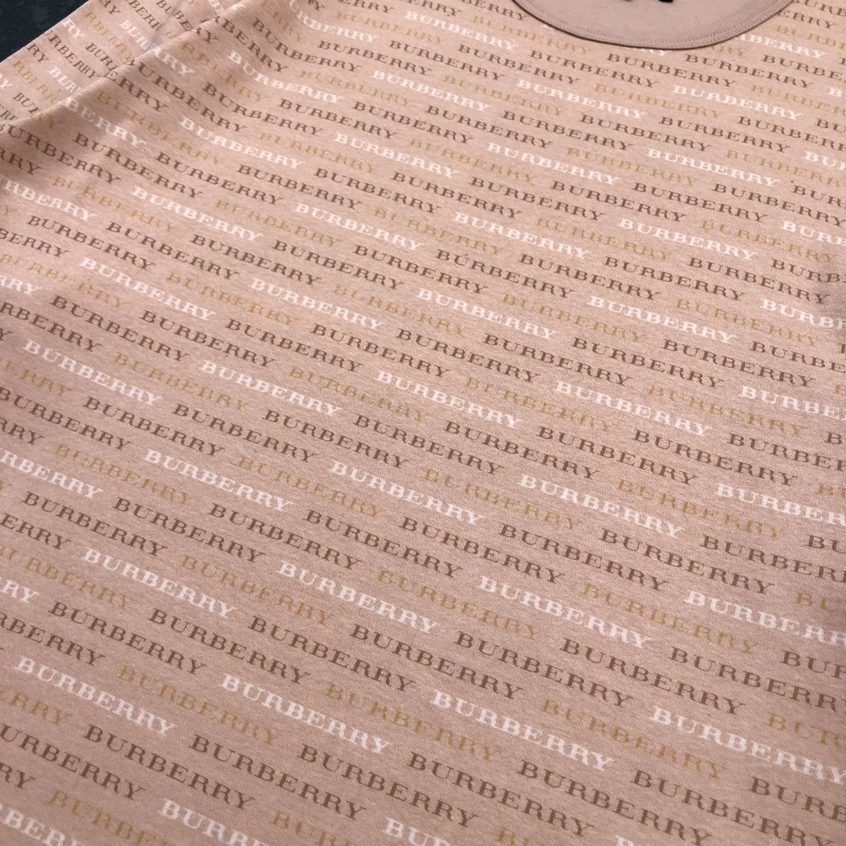 Burberry Burberry London Spellout Overprint Long Sleeve Shirt Size US L / EU 52-54 / 3 - 3 Thumbnail