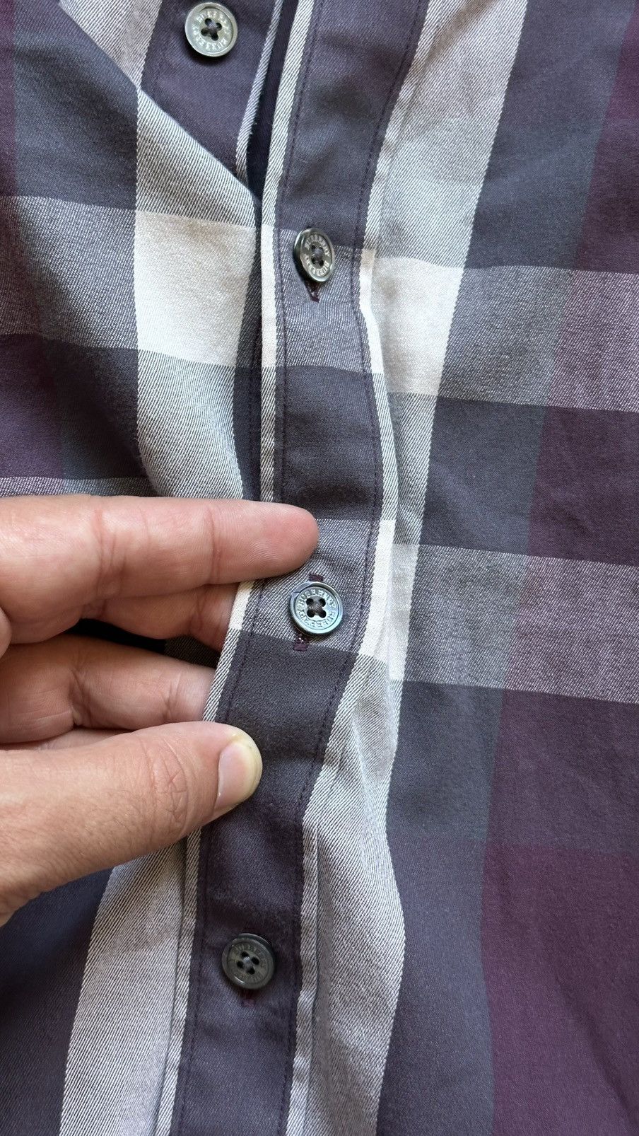 Burberry Women's Burberry London Vintage Nova Check Button Up Shirt Size XS / US 0-2 / IT 36-38 - 9 Thumbnail