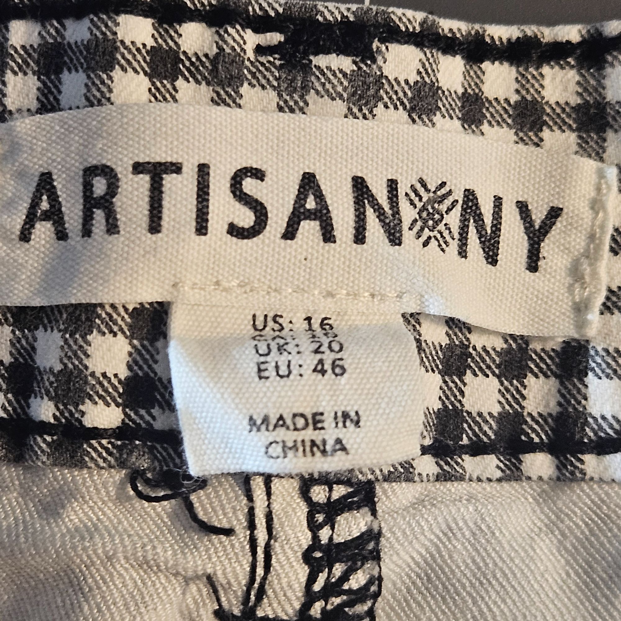 Other Artisan NY Womens Gingham Shorts 16 Black White Preppy Cotta Size 38" / US 16 / IT 52 - 6 Thumbnail