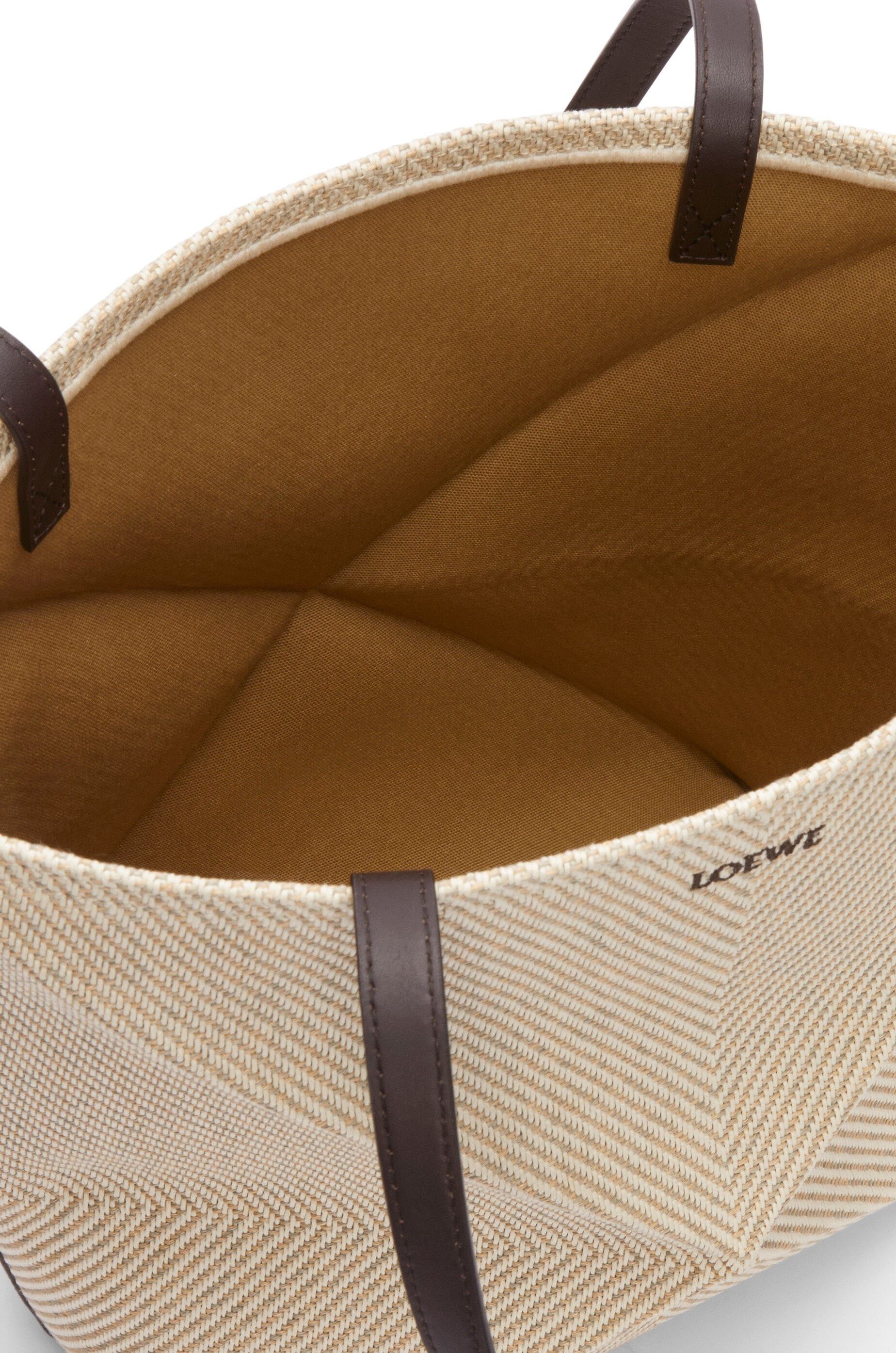 Loewe o1in1g0426 Size:OS/ Medium Puzzle Fold Tote Bag Ecru/Natural Size ONE SIZE - 7 Thumbnail