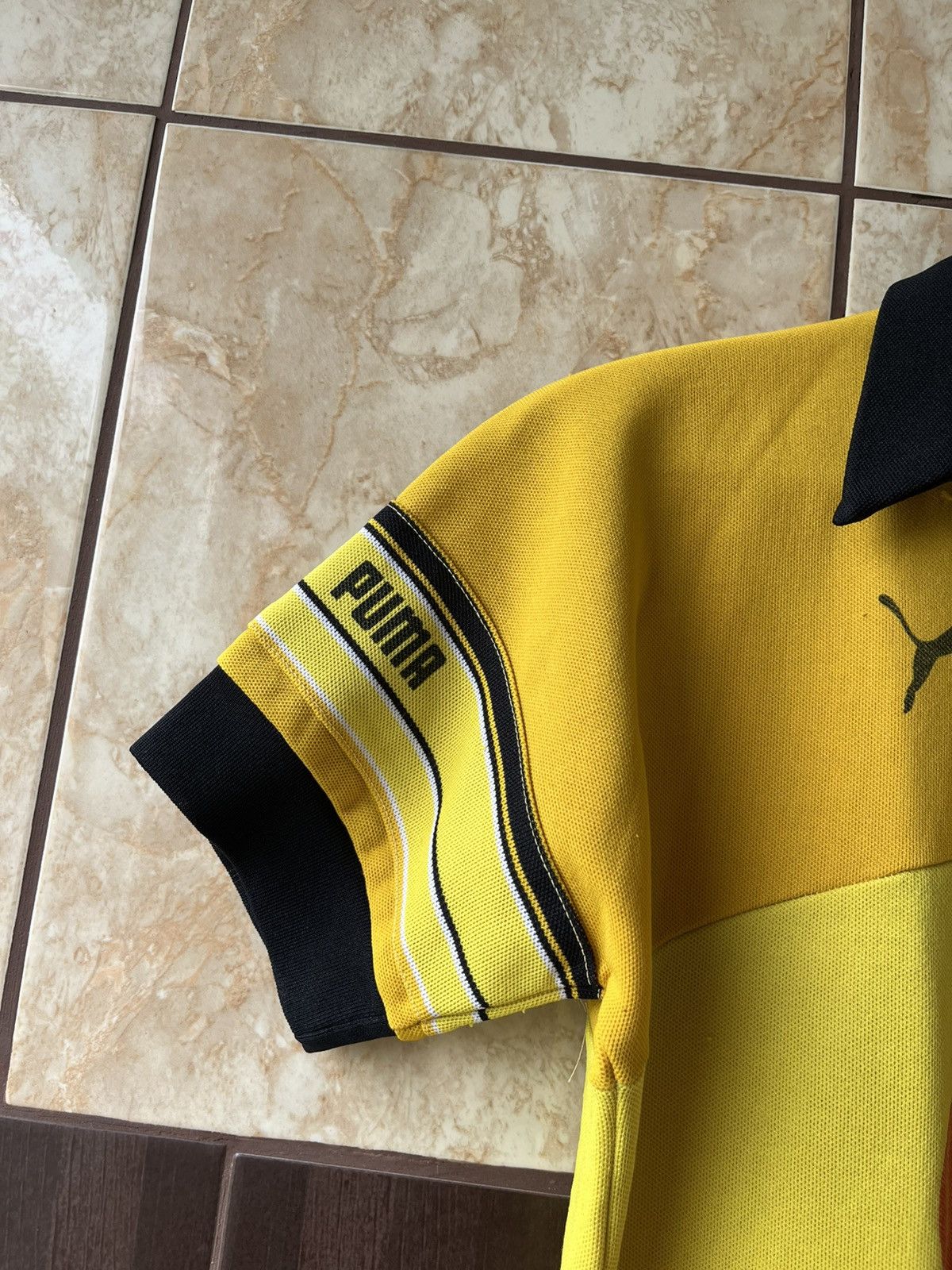 Puma Vintage 1981/1983 Puma Young Boys soccer jersey Size US S / EU 44-46 / 1 - 3 Thumbnail