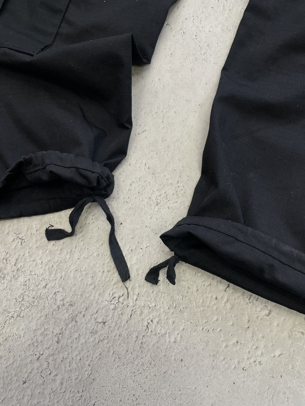 Japanese Brand Multipocket cargo wide leg y2k baggy pants Size US 34 / EU 50 - 13 Thumbnail