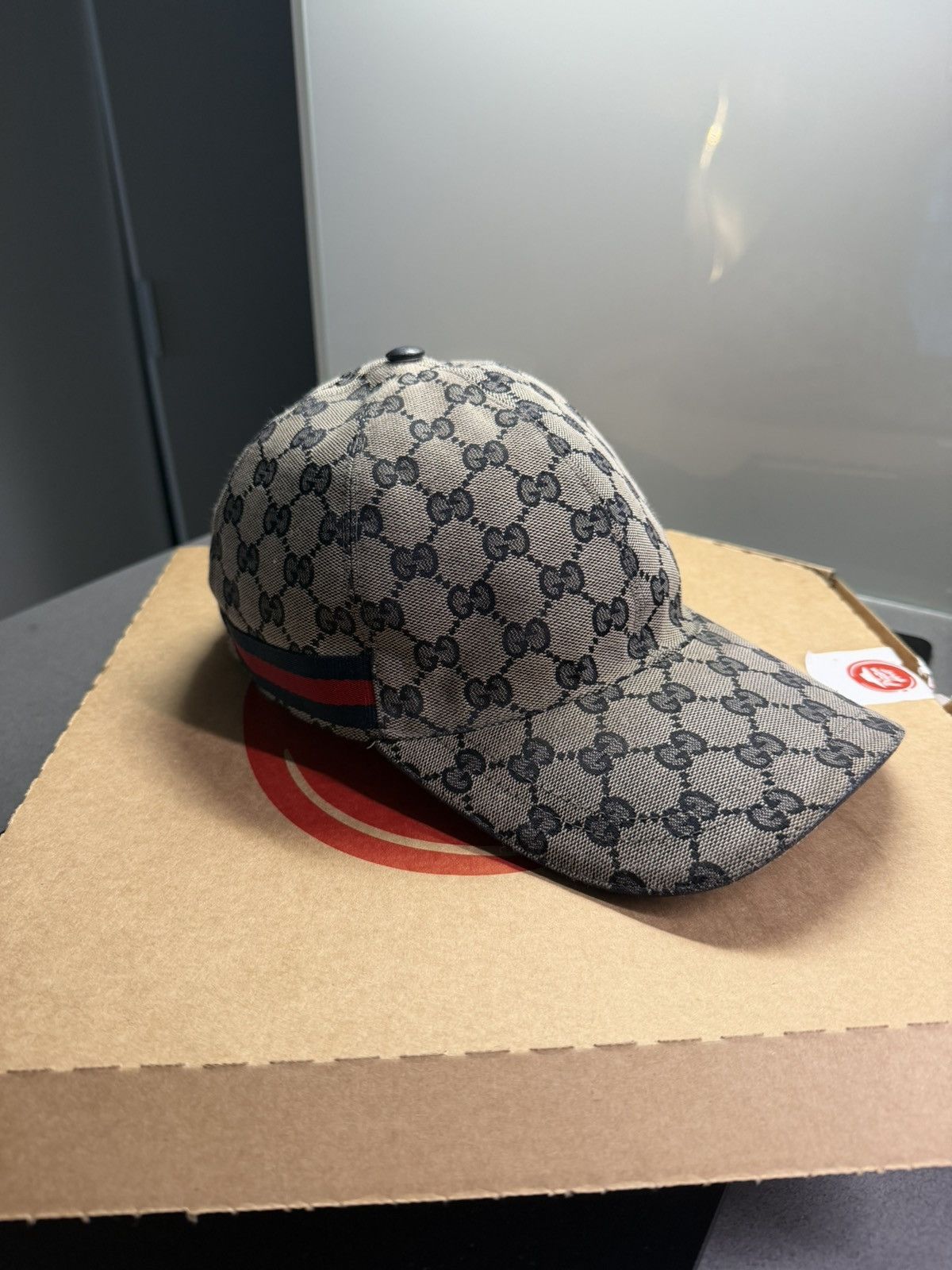 Gucci Gucci Beige Hat Size ONE SIZE - 1 Thumbnail