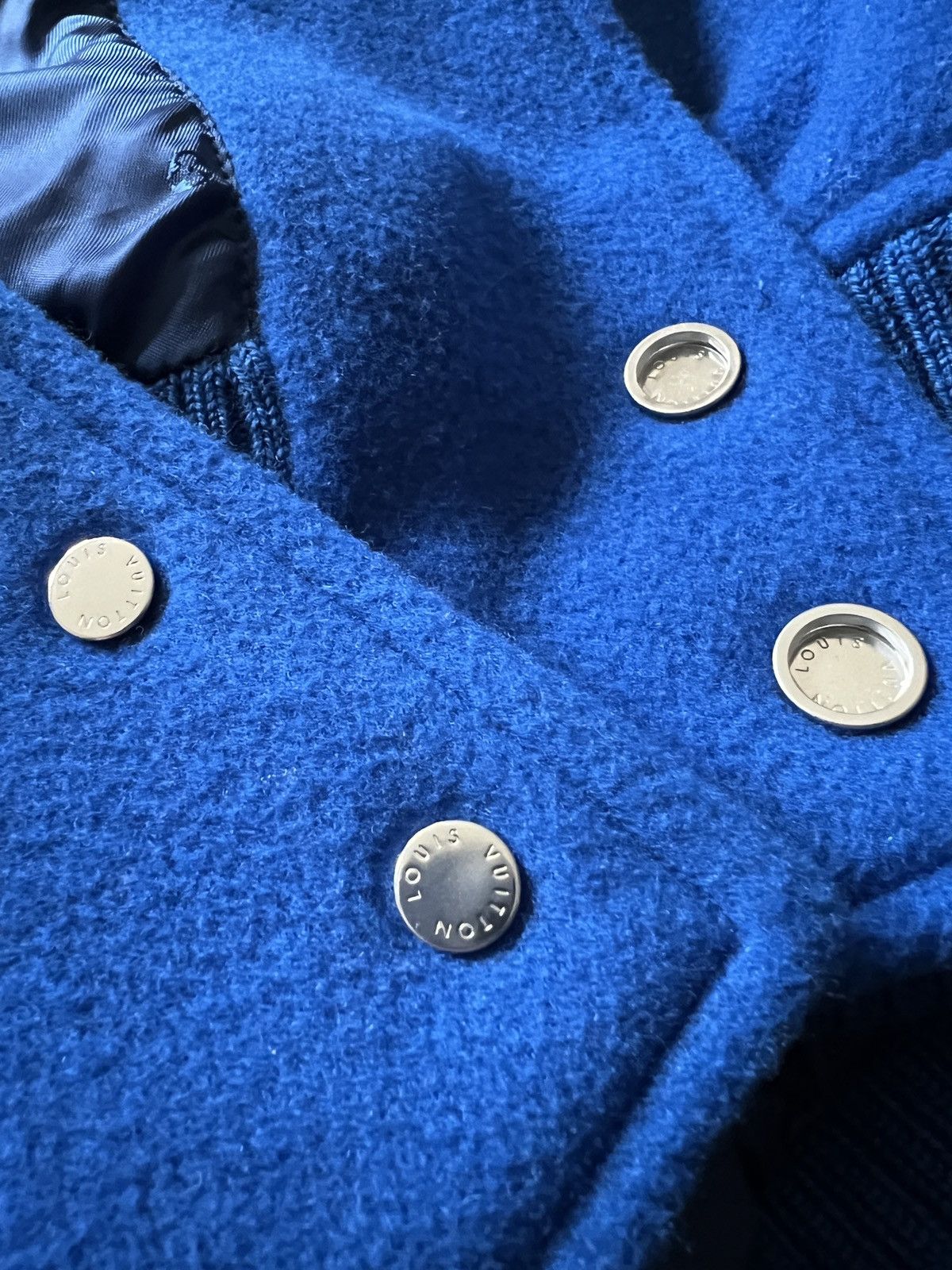 Louis Vuitton Wizard of OZ SS19 Plain Rainbow Varsity Jacket - EU 54 Size US L / EU 52-54 / 3 - 16 Thumbnail