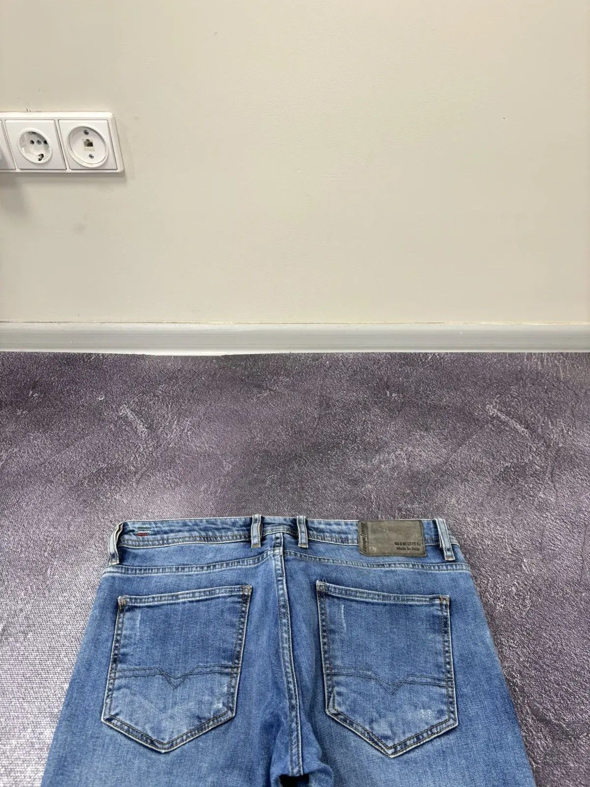 Diesel × Vintage Vintage Diesel Ripped Denim Avant Garde Japanese Jeans Size US 33 - 6 Thumbnail