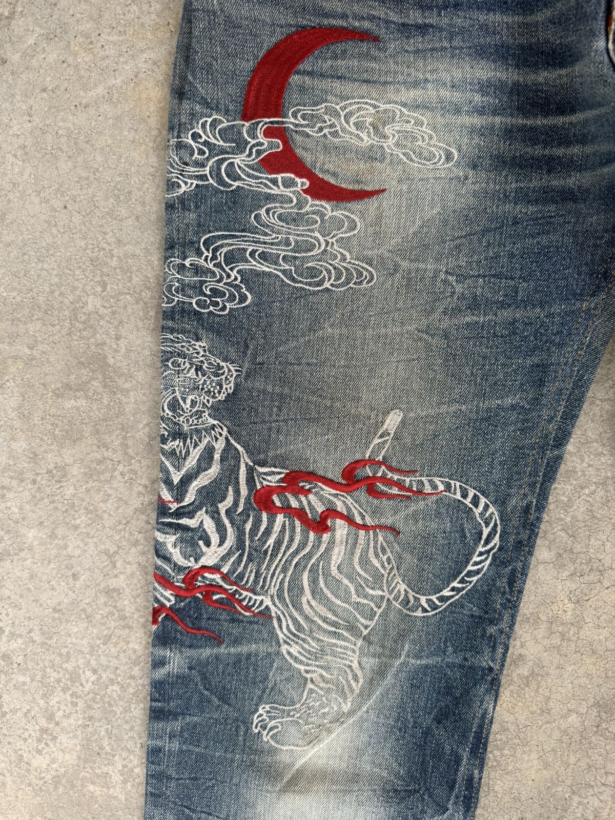 Japanese Brand Japanese Fugutaiten Embroidered Jeans Distressed Size US 33 - 13 Thumbnail