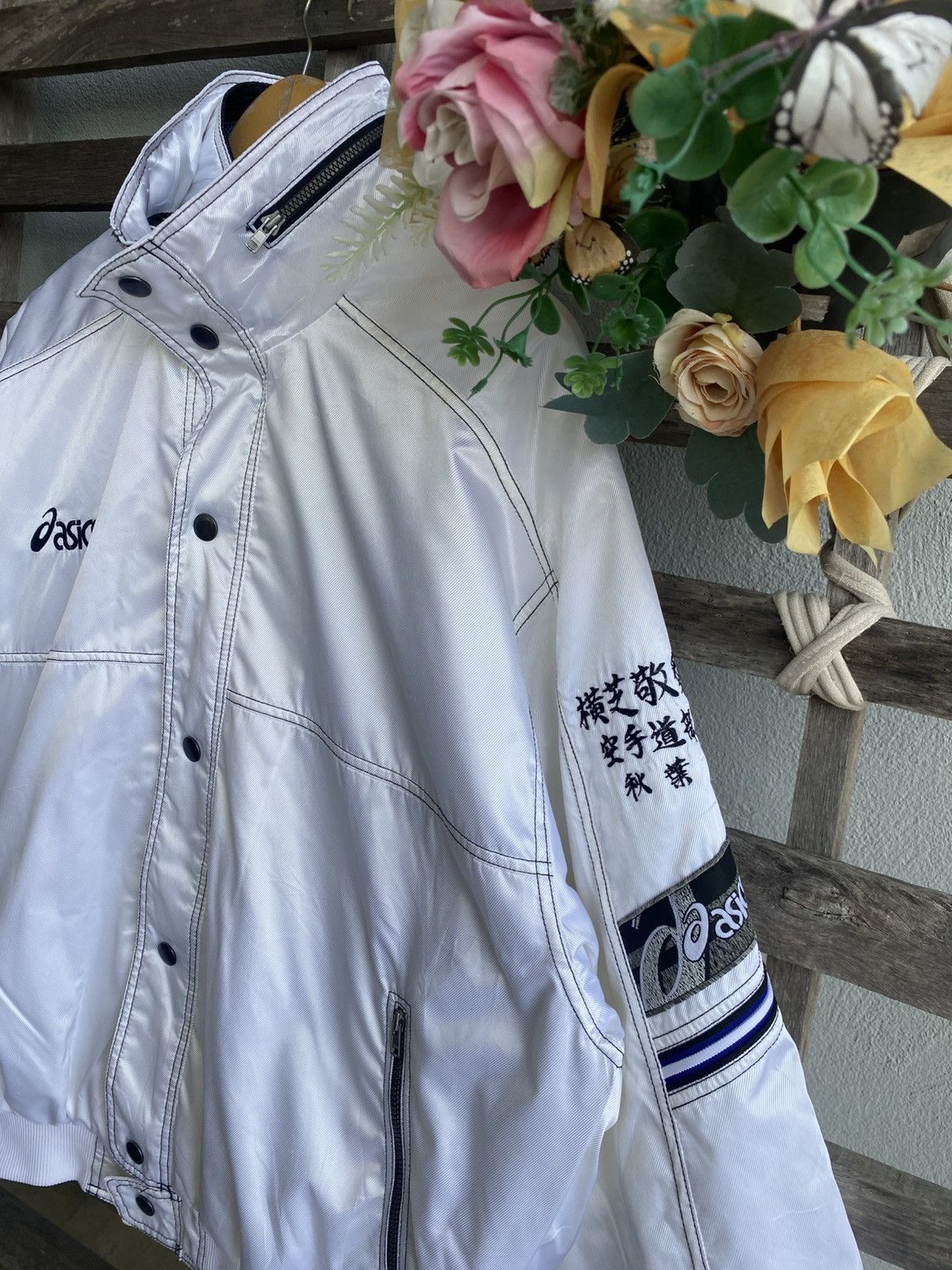 Asics Vintage 90s Asics Bombers Jacket Size US L / EU 52-54 / 3 - 4 Thumbnail