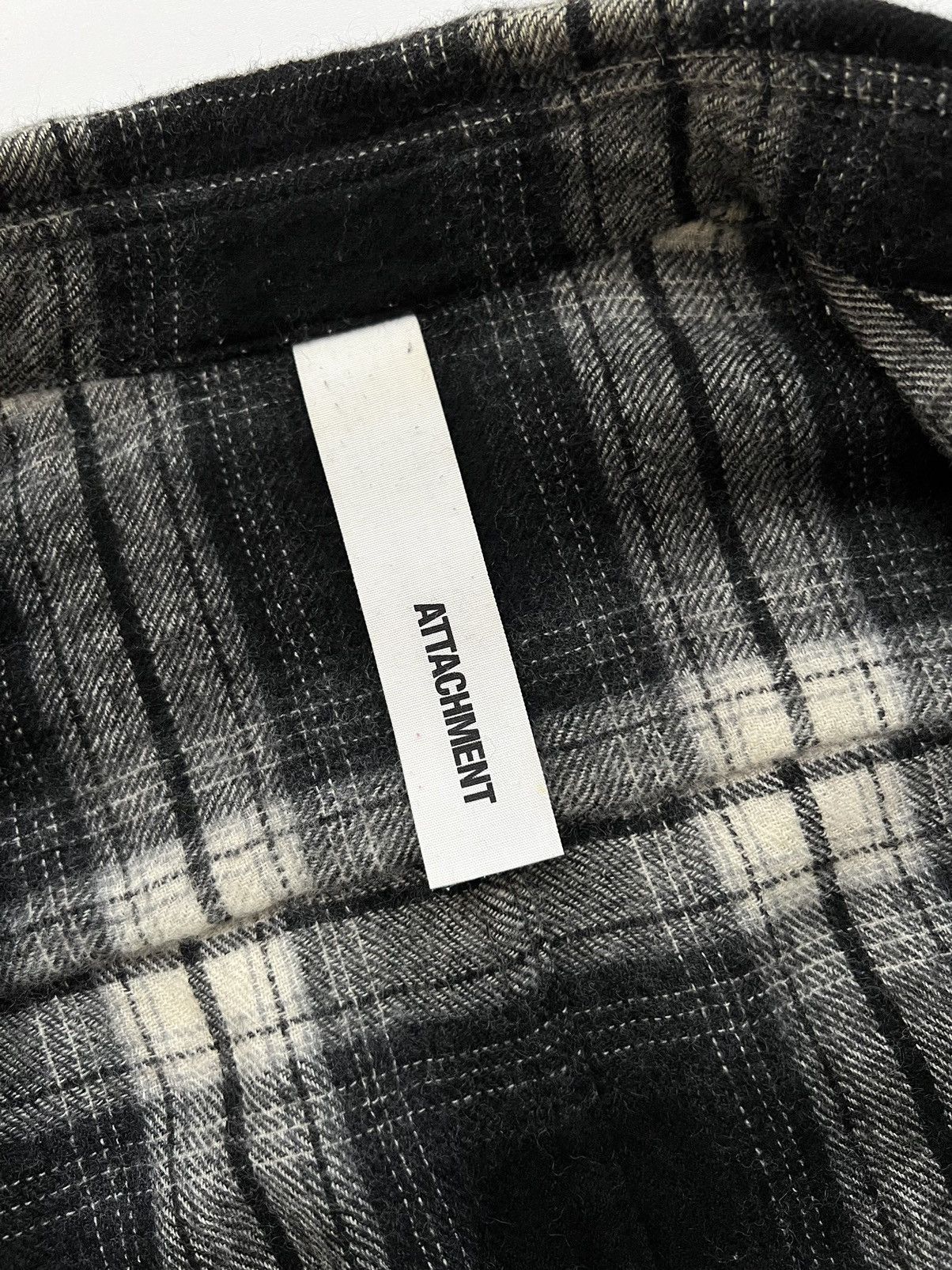 20471120 🔥SAMPLE Attachment Kazuyuki Kumagai Cashmere Grunge Shirt Size US S / EU 44-46 / 1 - 16 Thumbnail