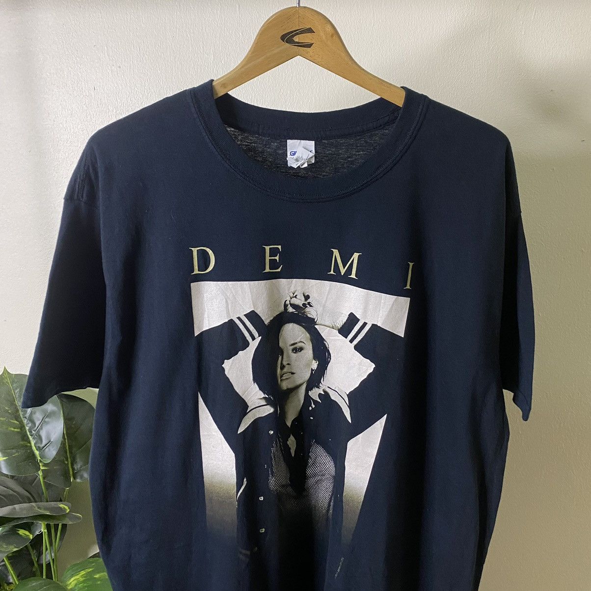 Band Tees × Vintage 2016 Demi Lovato World Tour Tee Size US XL / EU 56 / 4 - 2 Thumbnail