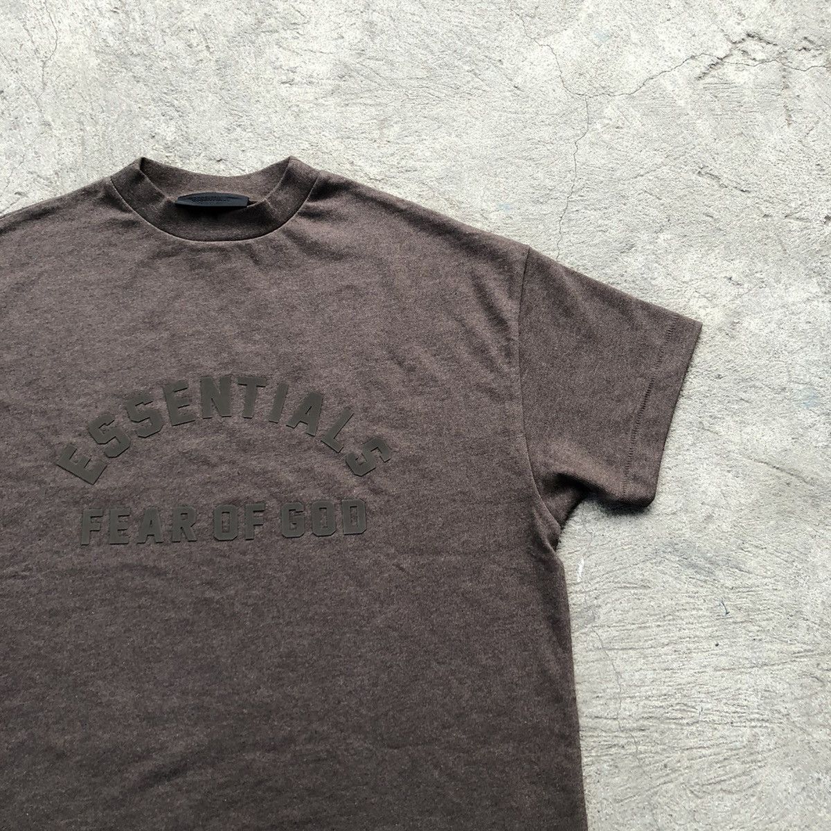 Essentials × Fear of God Fear of God Essentials Heavy S/S “Heather Wood” Tee Size US XXS / EU 40 - 3 Thumbnail