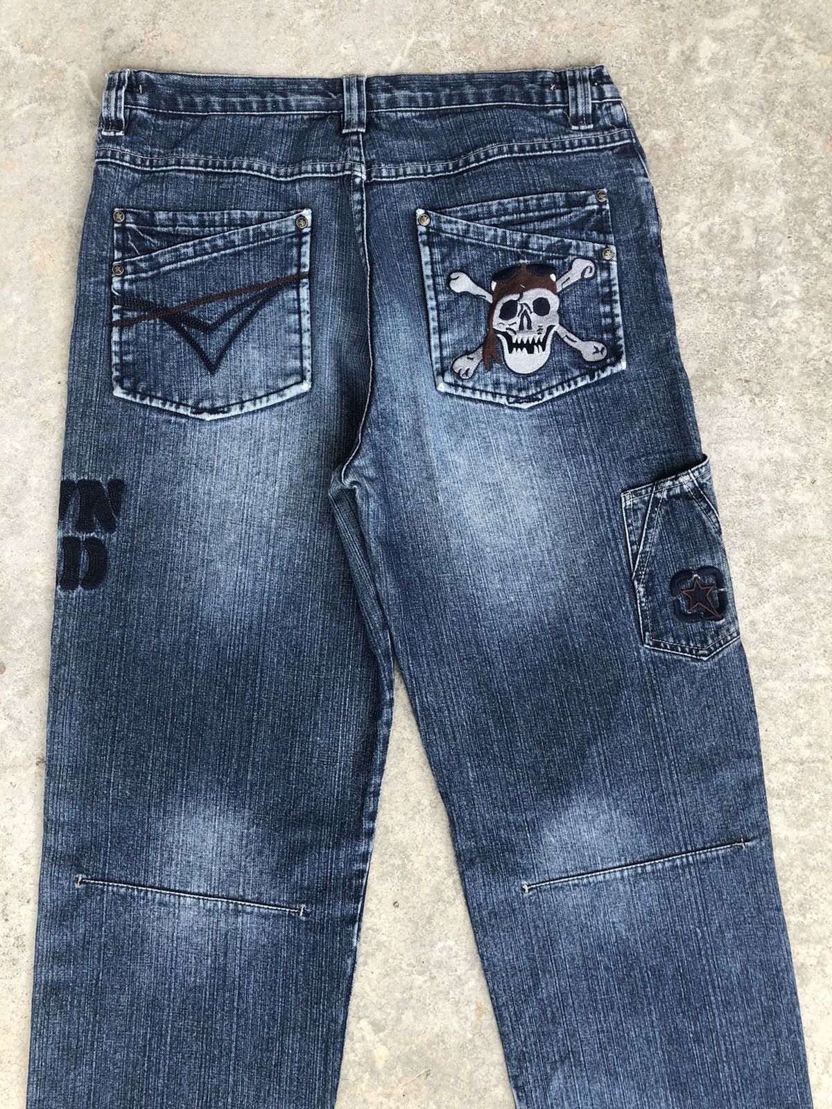 Japanese Brand Skulls Download Embroidered Jeans Baggy Jeans Hip Hop Size US 34 / EU 50 - 8 Thumbnail