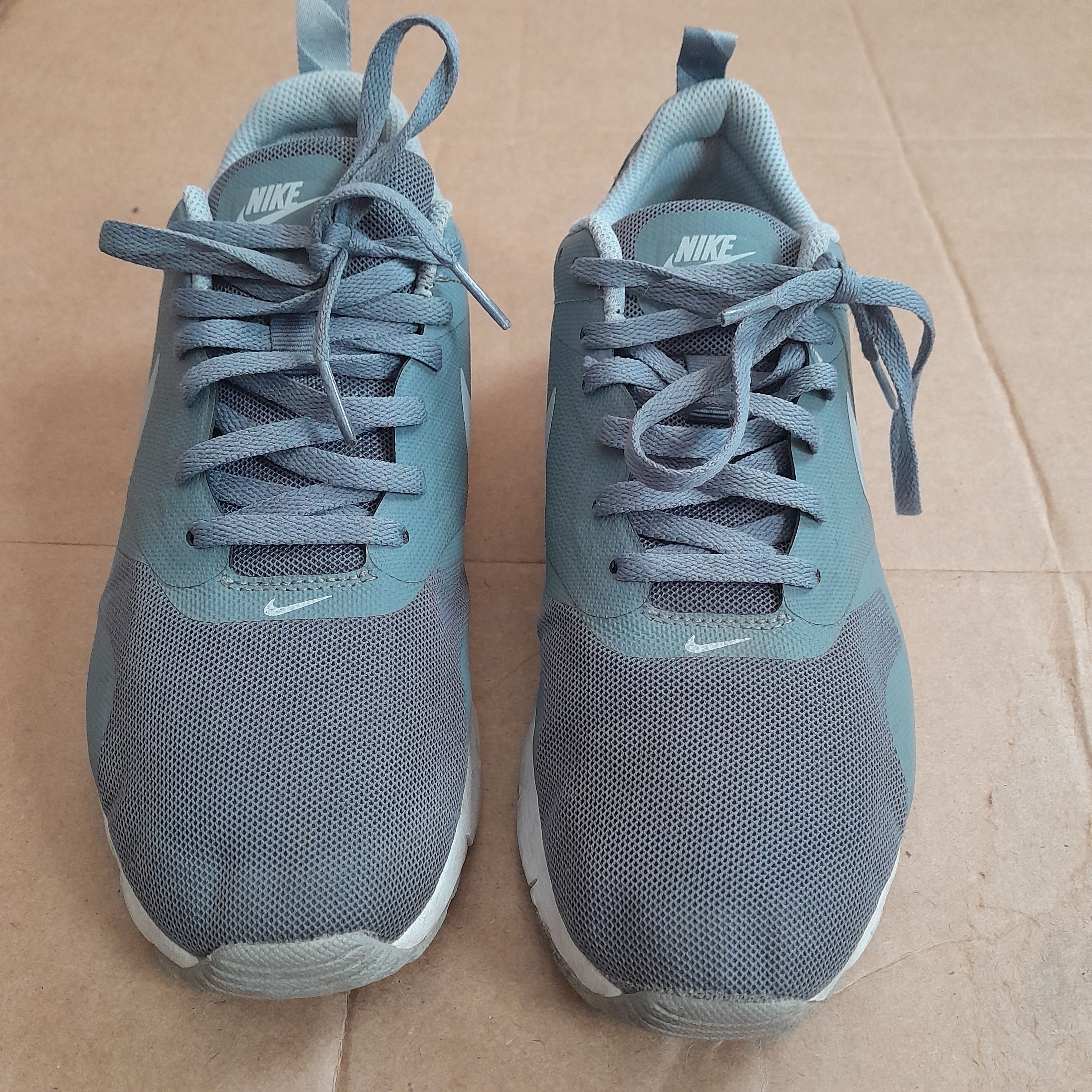 Nike ike Women’s Air Max Tavas Gray Running Shoes Size US 5.5 / IT 35.5 - 1 Thumbnail