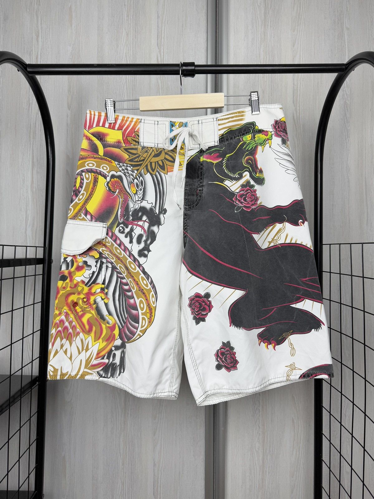 Ed Hardy Christian Audigier vntg panther snake roses shorts