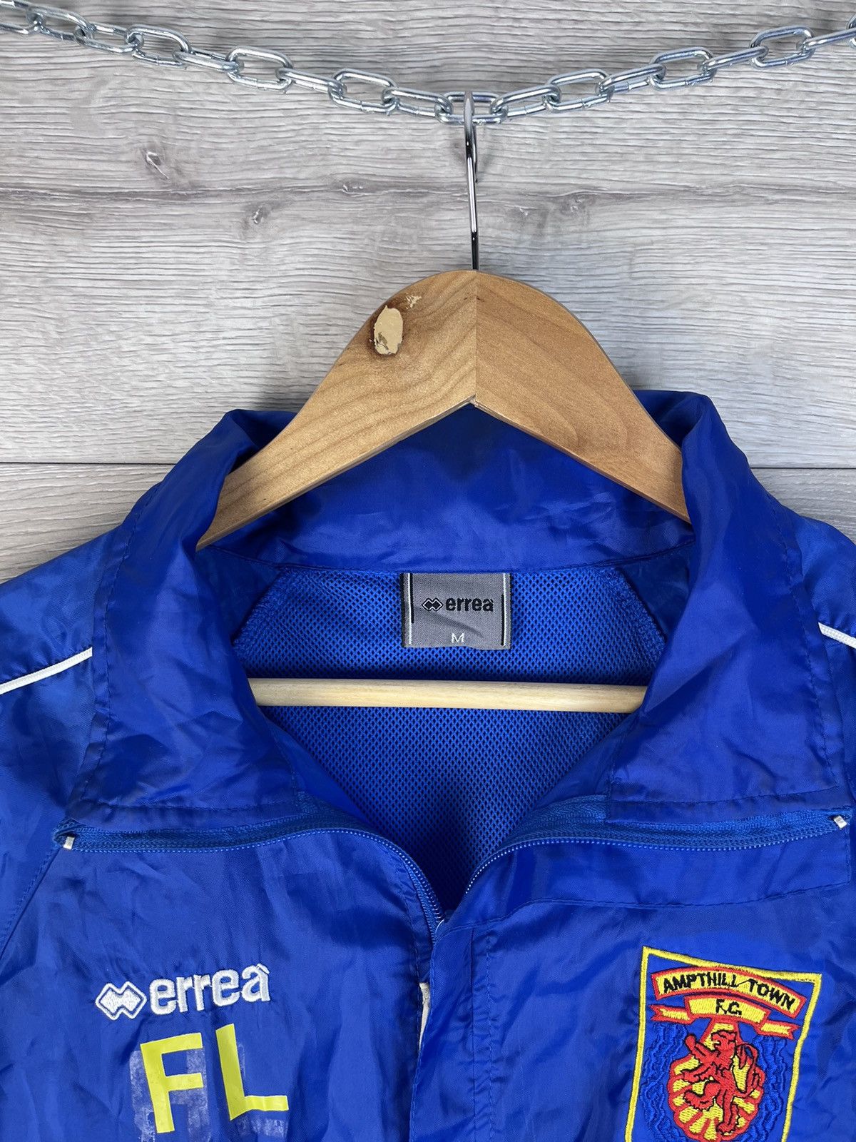 Errea Men’s soccer jacket Errea Ampthil Towm FC size Xl Size US XL / EU 56 / 4 - 6 Thumbnail