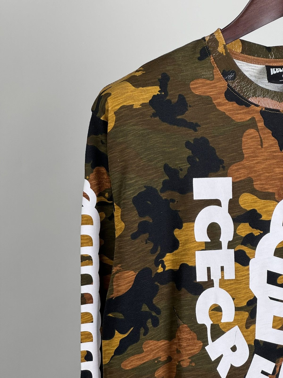 Icecream UNWORN* Icecream Camo ls tee M Size US M / EU 48-50 / 2 - 5 Thumbnail