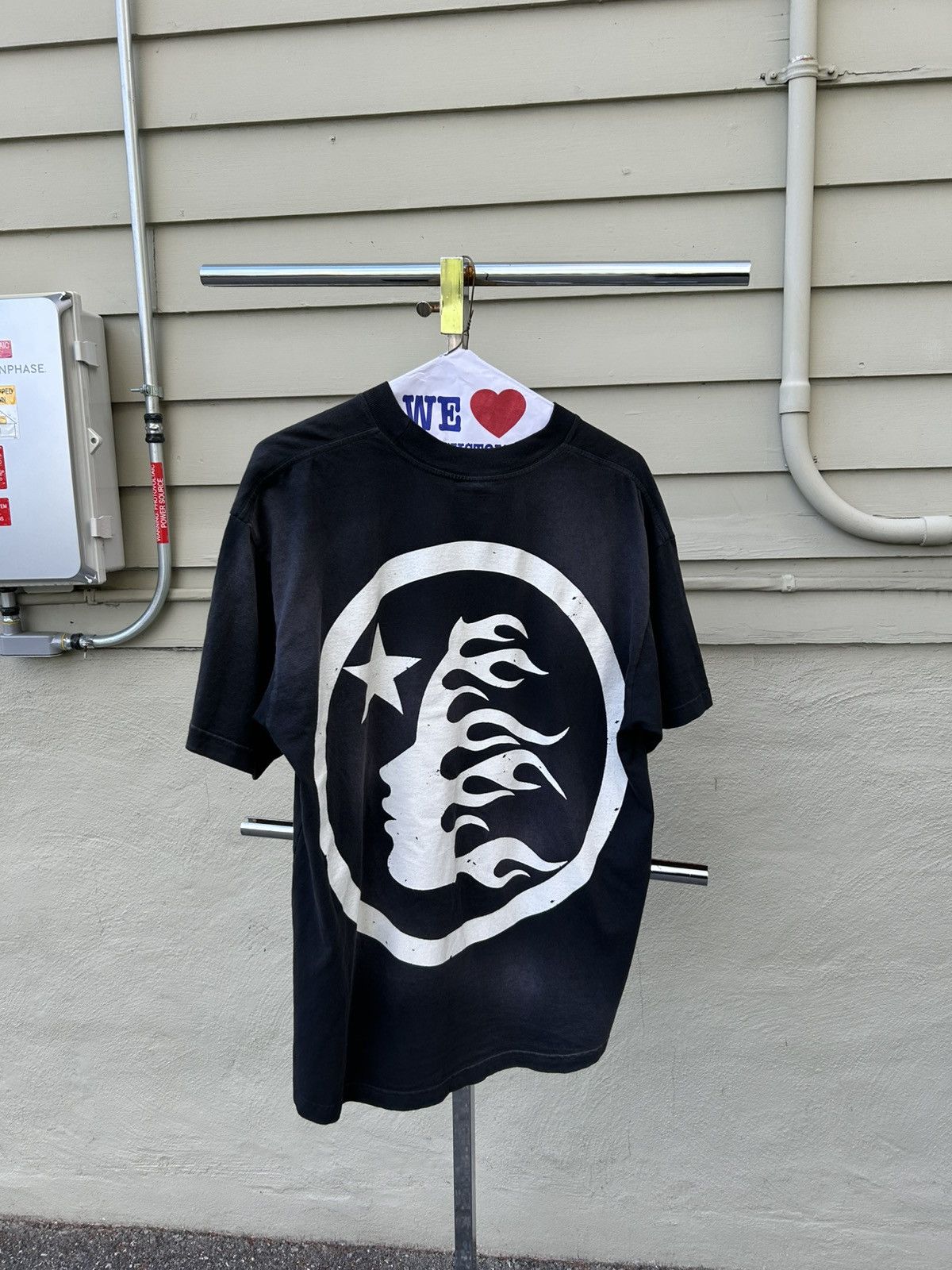 Hollister Hellstar classic logo tee Size US L / EU 52-54 / 3 - 1 Thumbnail