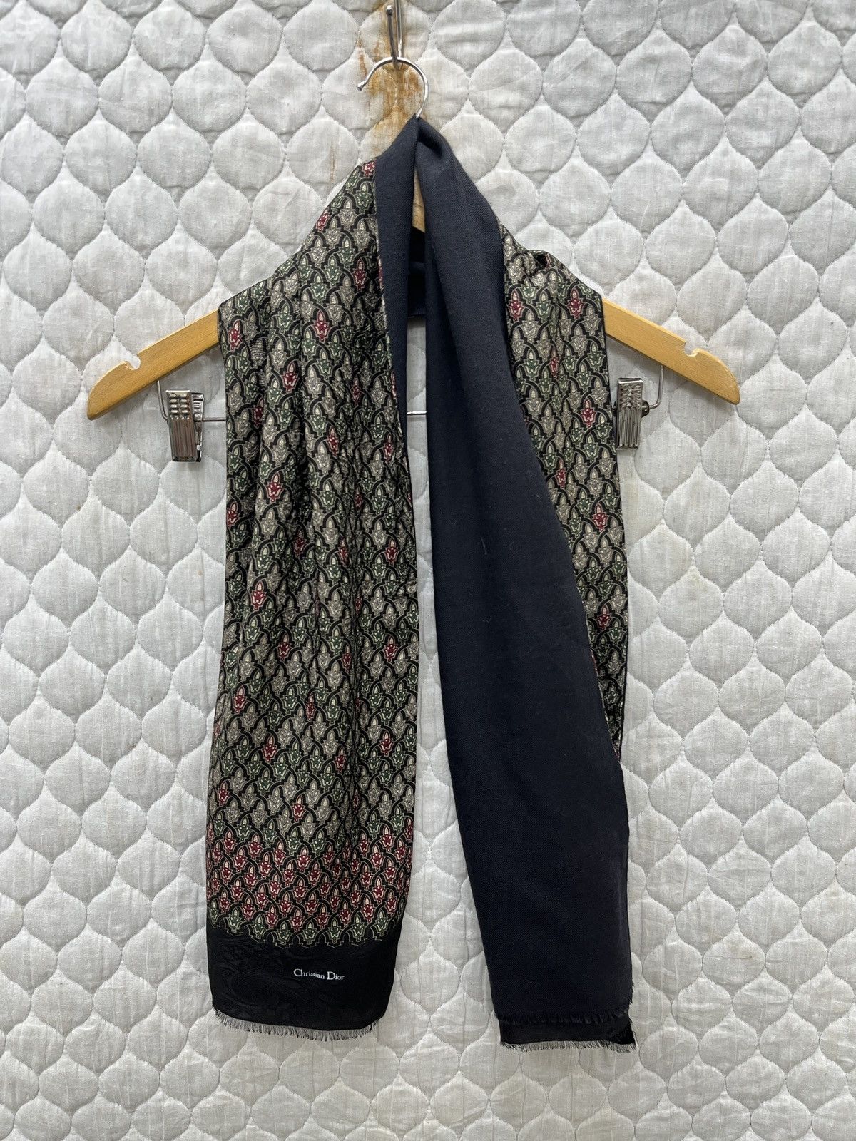 Dior 🔥🔥🔥STEALS CHRISTIAN DIOR SCARF/MUFFLER Size ONE SIZE - 2 Thumbnail