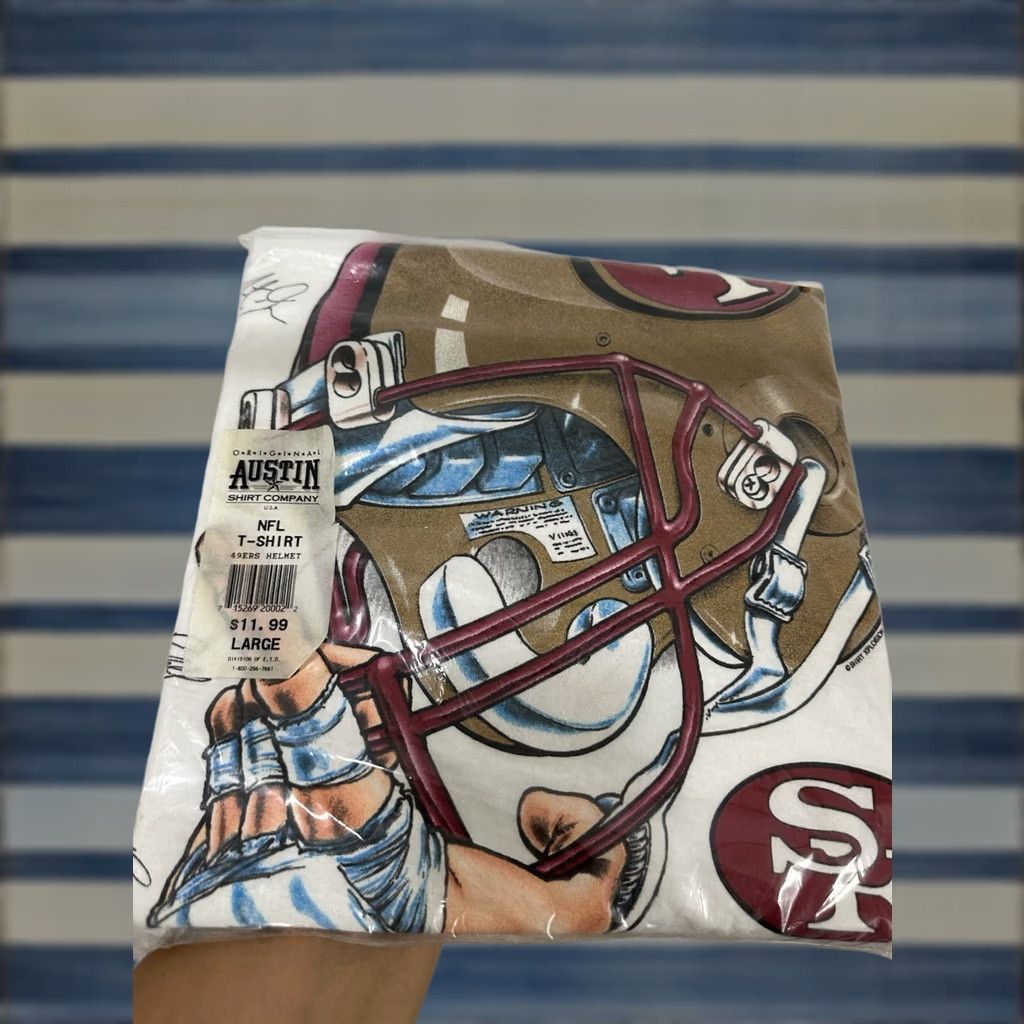 Delta VINTAGE 90s San Francisco 49ers NFL Helmet Finger Sealed Deadstock T-Shirt L White Men Shirt Size US L / EU 52-54 / 3 - 1 Thumbnail