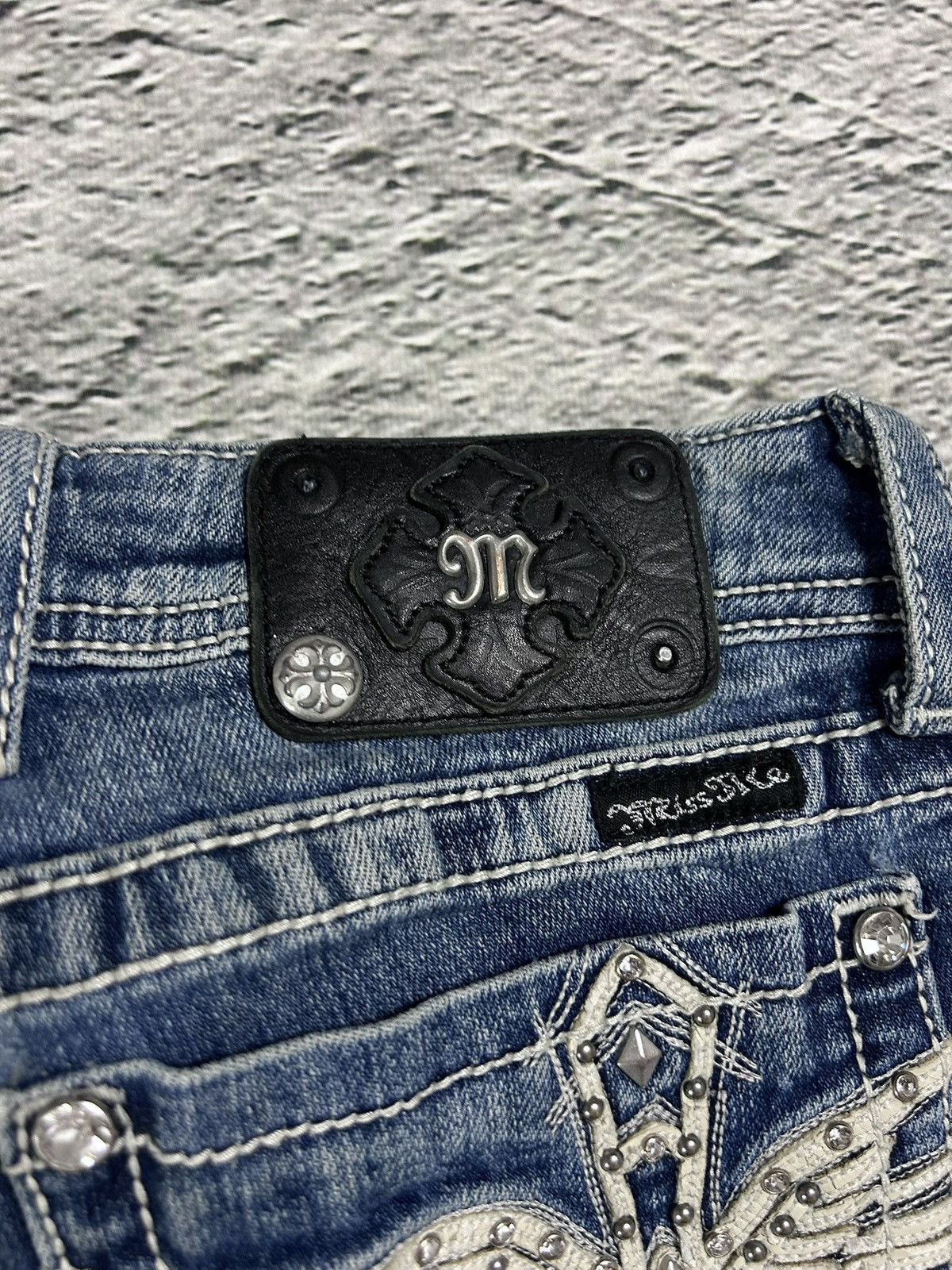 Miss Me Miss Me flared bootcut white stitching denim vintage y2k Size 30" / US 8 / IT 44 - 5 Thumbnail