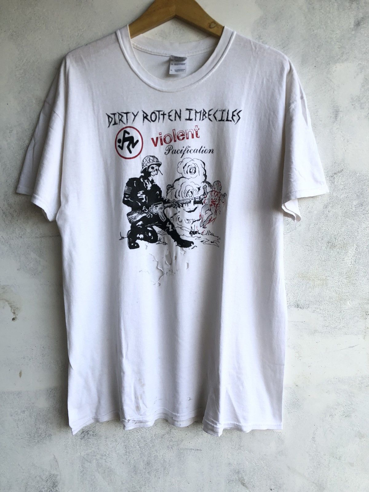 Band Tees × Japanese Brand Distressed D.R.I Violent Pacification Tshirt Tee Size US L / EU 52-54 / 3 - 1 Thumbnail
