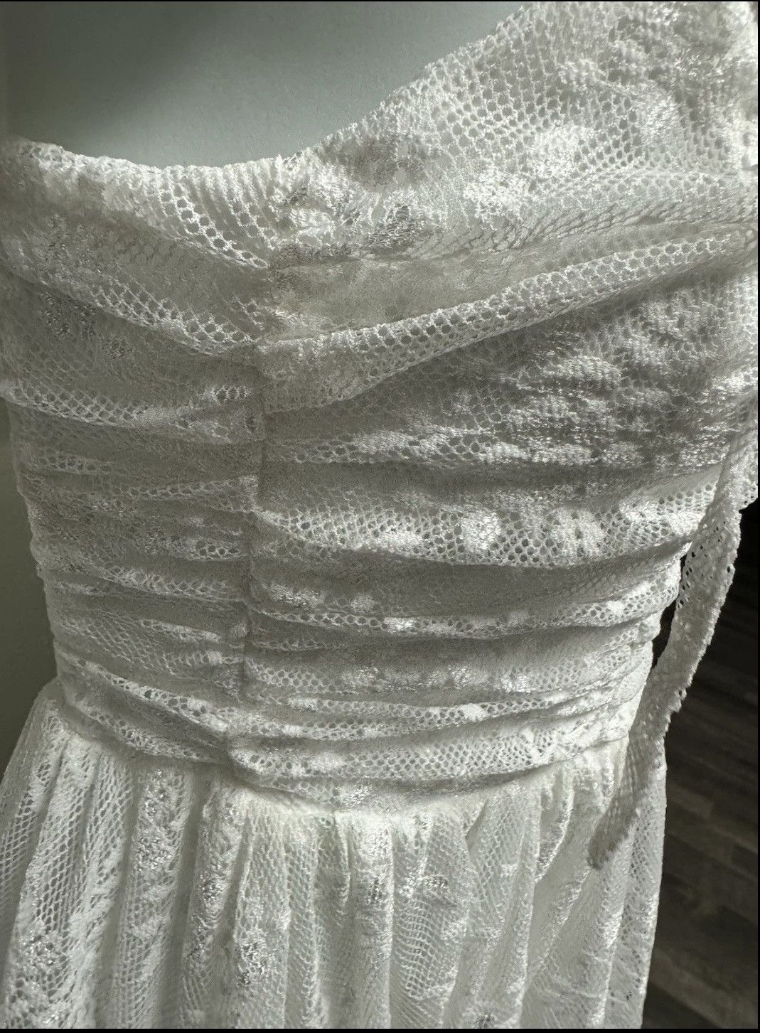 Lulus Lulus Sweetie White Lace Ruched Tie-Strap XS Midi Dress Size XS / US 0-2 / IT 36-38 - 9 Thumbnail