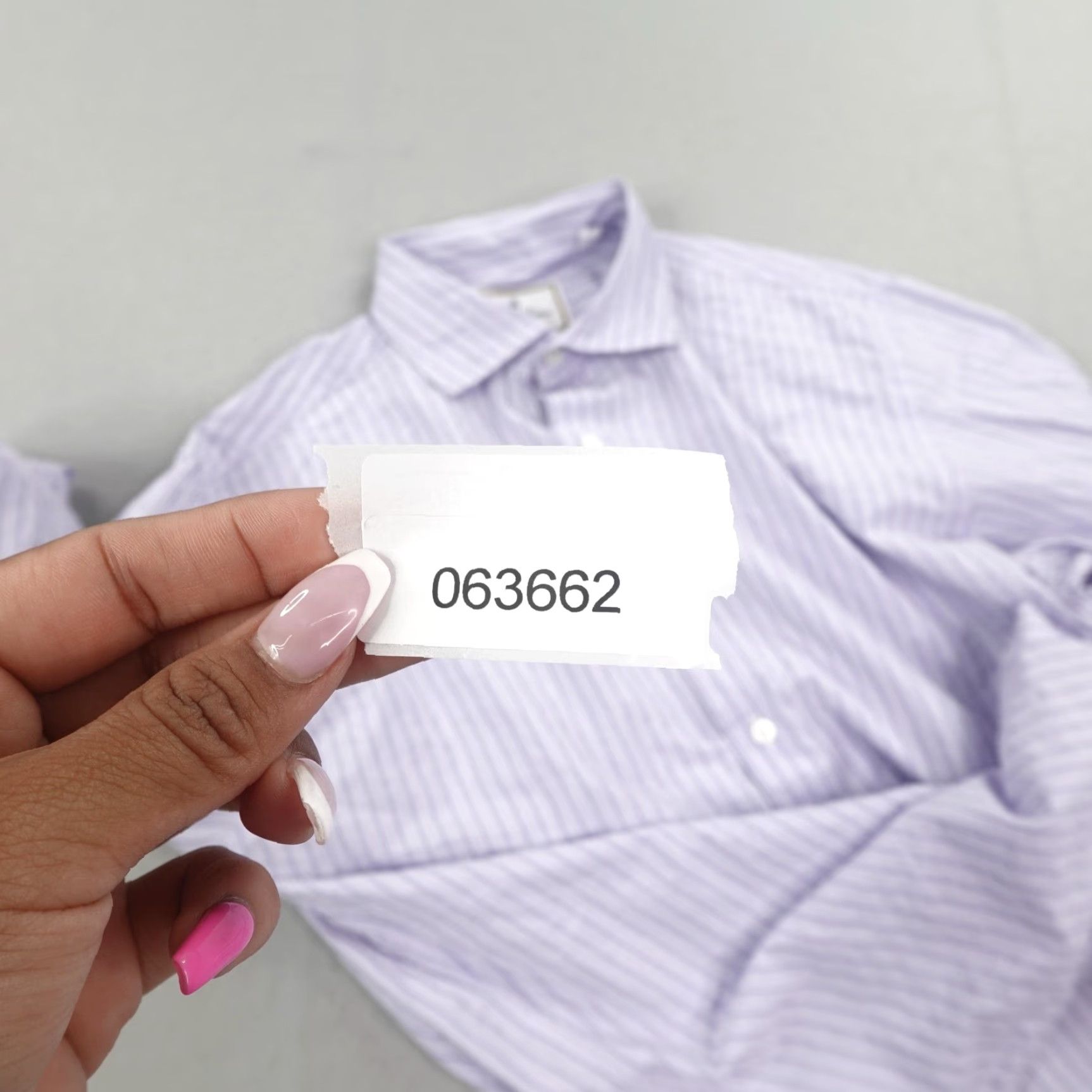 Brooks Brothers VINTAGE Brooks Brothers Shirt Mens Large Purple Stripes Cotton Reg Short Sleeve Classic Preppy Mens Size US L / EU 52-54 / 3 - 8 Thumbnail