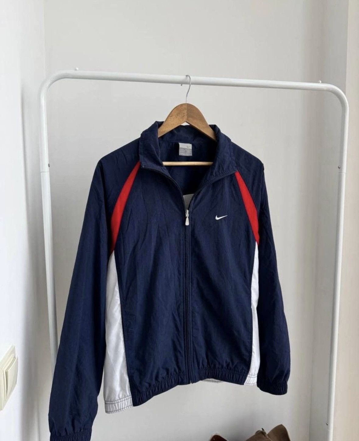 Vintage Nike 90s track nylon Y2K light jacket