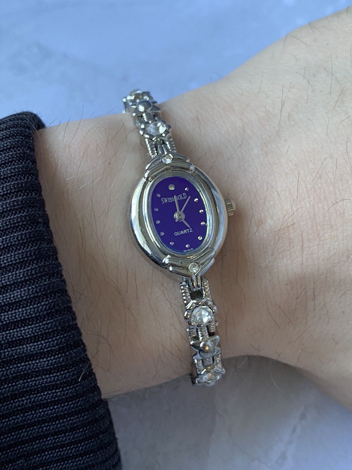 Jewelry × Vintage Swiss Gold Watch with Purple Dial & Crystals Size ONE SIZE - 9 Thumbnail