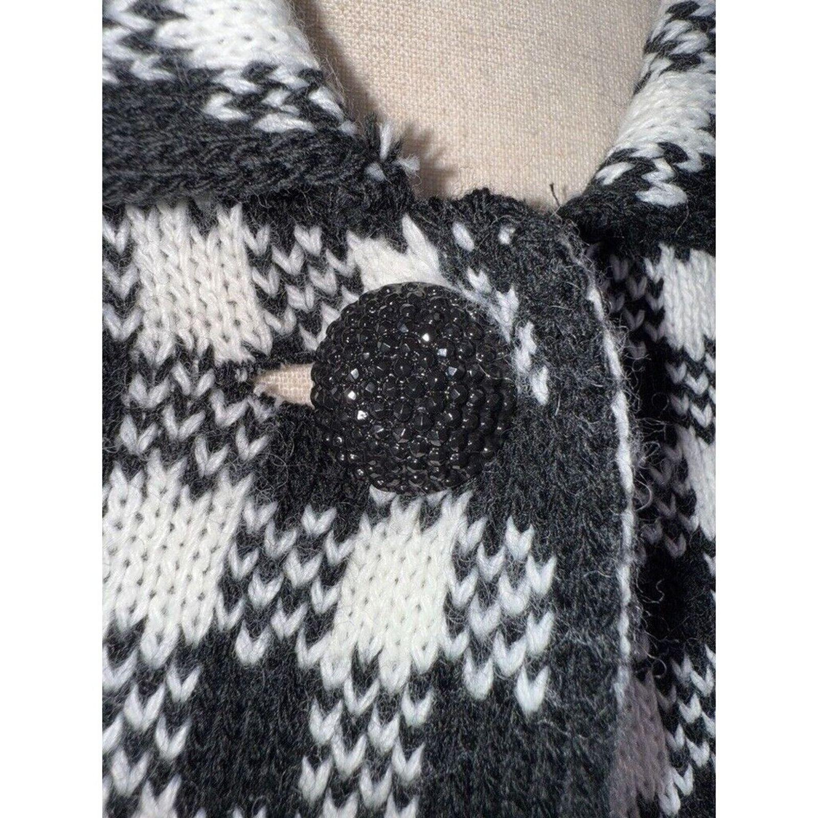 BIANCA CHANDON NWT BIANCA G. Size L HOUINDSTOOTH Knit Jacket Made Italy Size L / US 10 / IT 46 - 3 Thumbnail