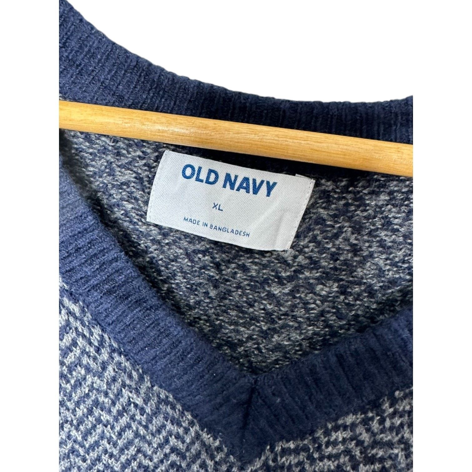 Old Navy Old Navy Blue & Gray Cotton V-Neck Sweater Vest Men's XL Size US XL / EU 56 / 4 - 4 Thumbnail
