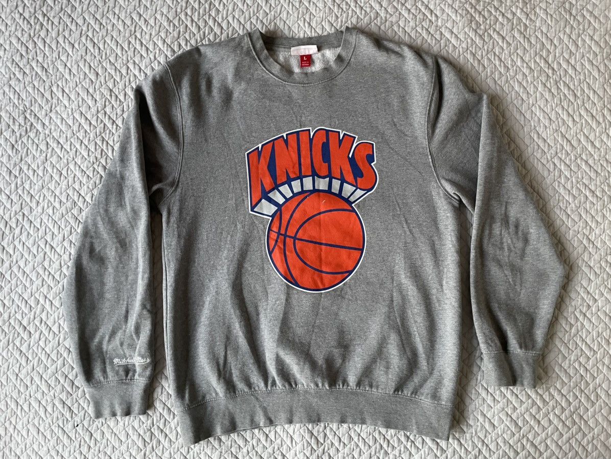 Mitchell & Ness Vintage grey sweatshirt with Knicks print Size US L / EU 52-54 / 3 - 3 Thumbnail