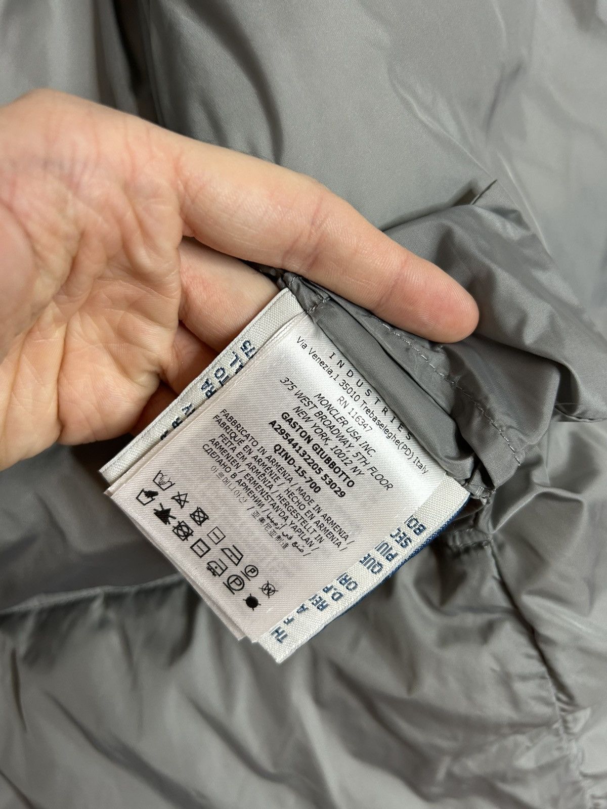 Moncler Moncler jacket Size S / US 4 / IT 40 - 4 Thumbnail