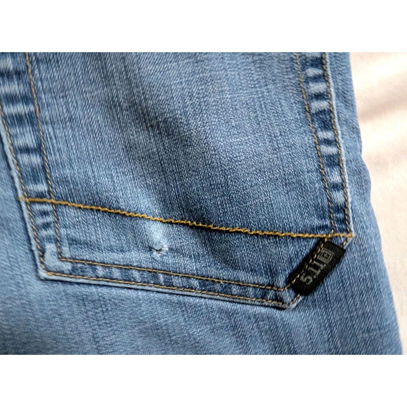 Vintage 5.11 Tactical Defender Stretch Jeans 7-Pocket Blue Denim Mens 30x34 Regular Regular XS? Size US 30 / EU 46 - 7 Thumbnail