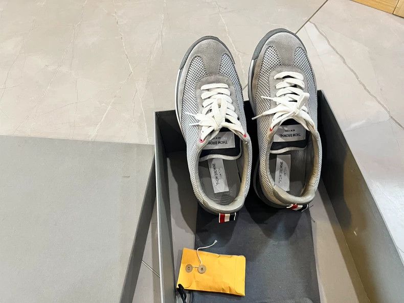 Thom Browne Thom Browne sneaker, gym shoes Size US 8 / EU 41 - 1 Thumbnail