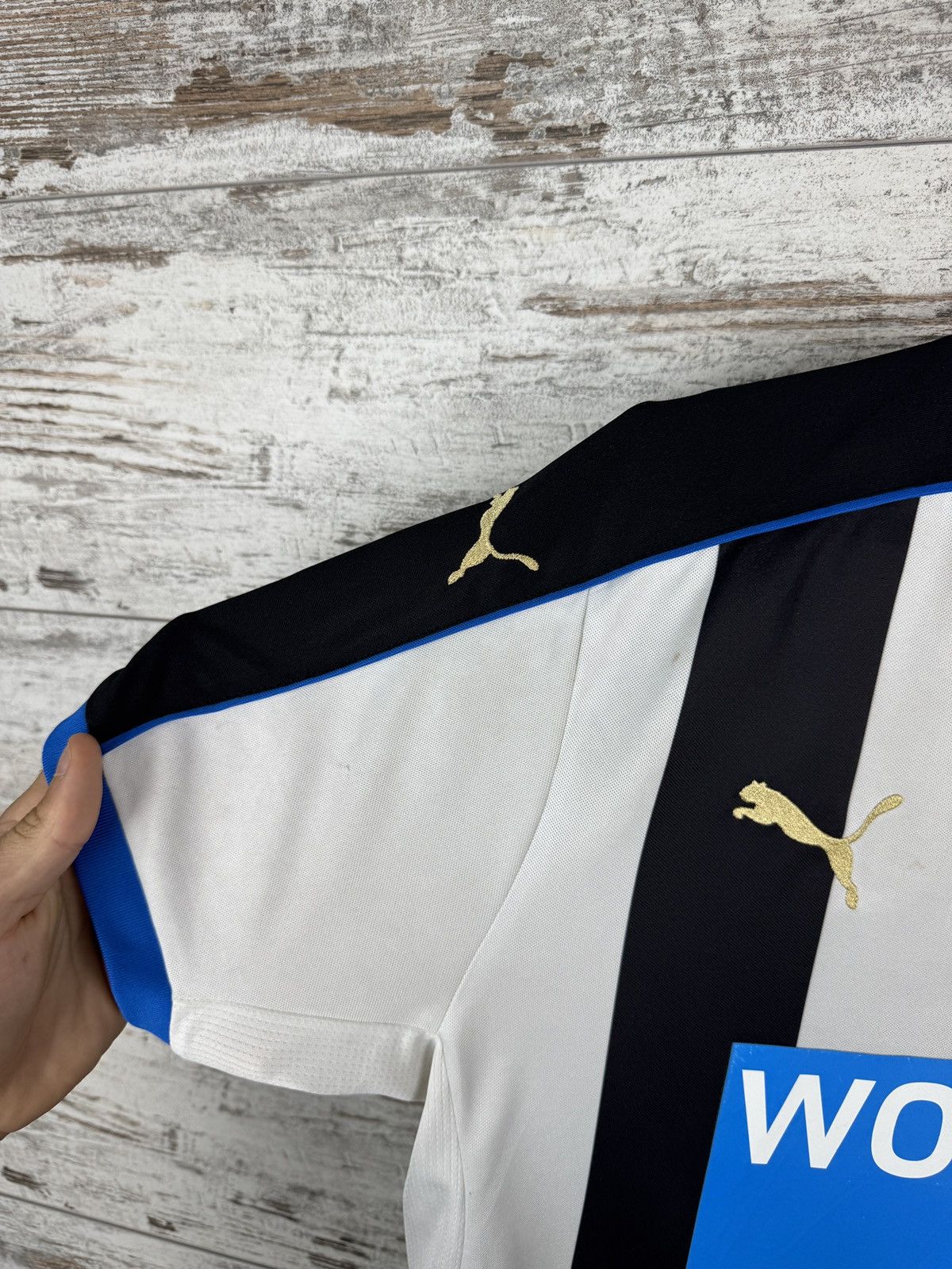 Puma × Vintage Mens Vintage Puma Newcastle United FC T-shirt soccer jersey Size US M / EU 48-50 / 2 - 6 Thumbnail