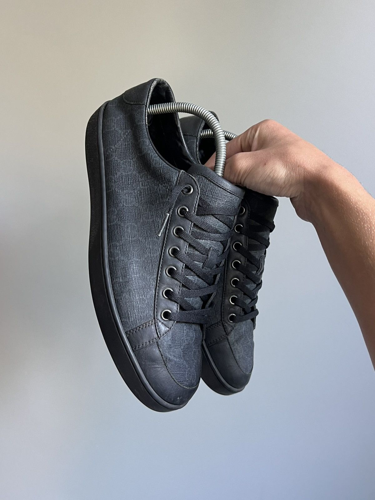 Gucci Gucci Vintage Monogram Graphite GG Leather Sneakers Size US 9.5 / EU 42-43 - 4 Thumbnail