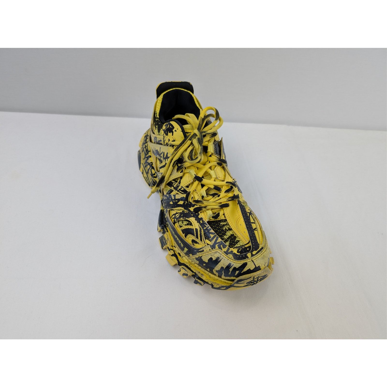 Balenciaga o1rshd1 Graffiti Dirty Track Texture Mesh Sneakers in Yellow Size US 12 / EU 45 - 3 Thumbnail