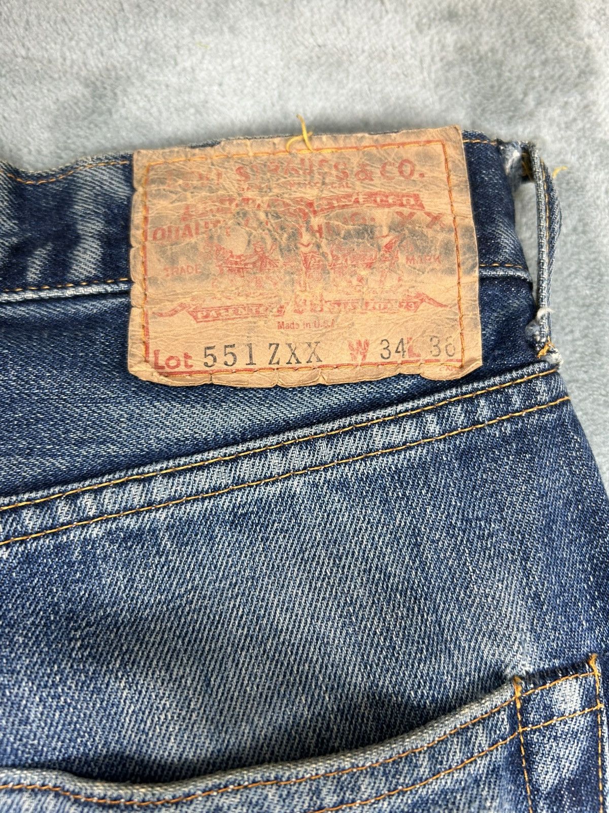 Levi's Vintage Clothing Vintage LVC Levi’s 551zxx Big E Distressed Denim Size US 33 - 14 Thumbnail