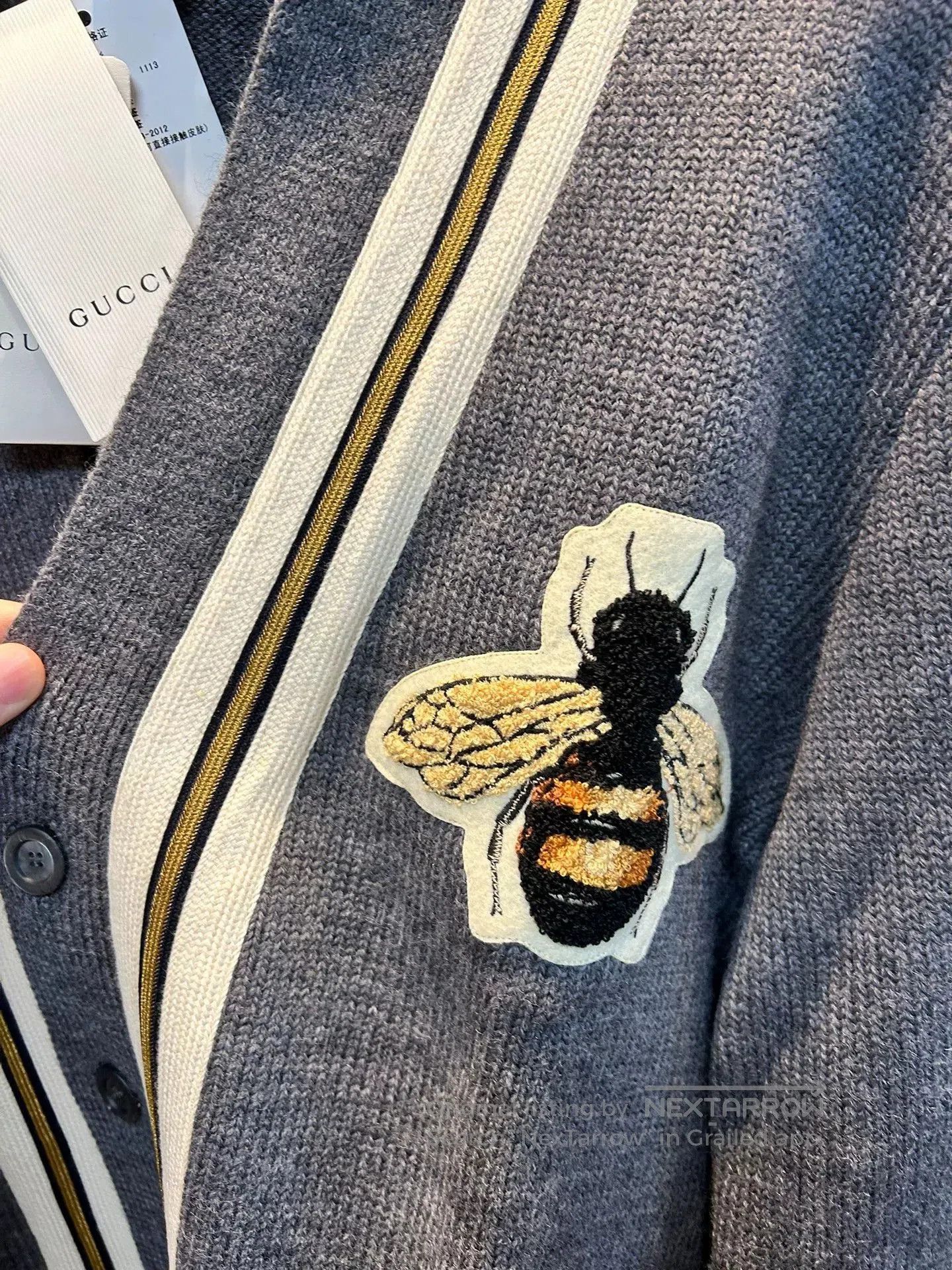 Gucci Gucci Gray Bee Cardigan Size XL. Size US XL / EU 56 / 4 - 3 Thumbnail
