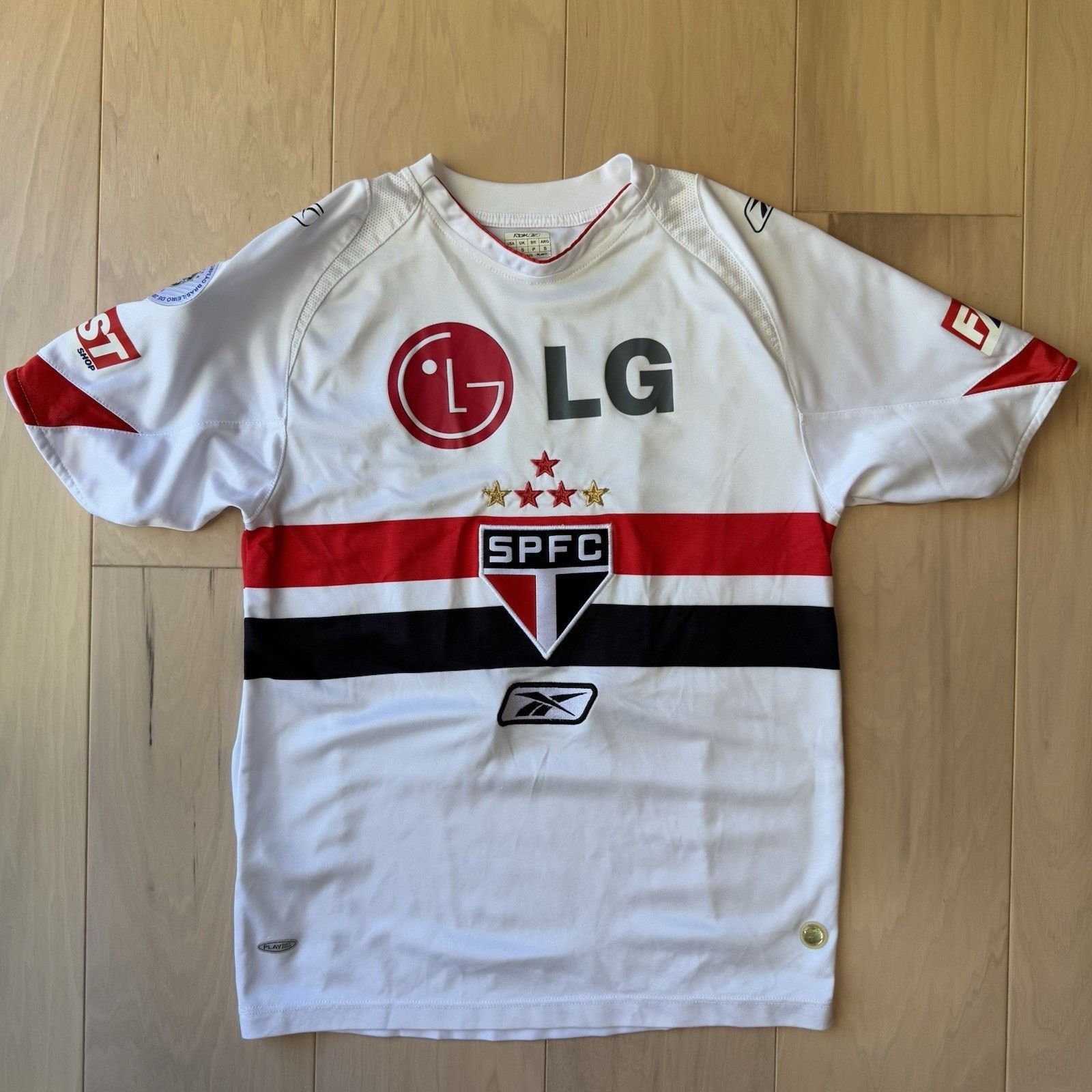 Reebok Vintage São Paulo Jersey Small White Red Reebok FC Soccer Size US S / EU 44-46 / 1 - 2 Thumbnail