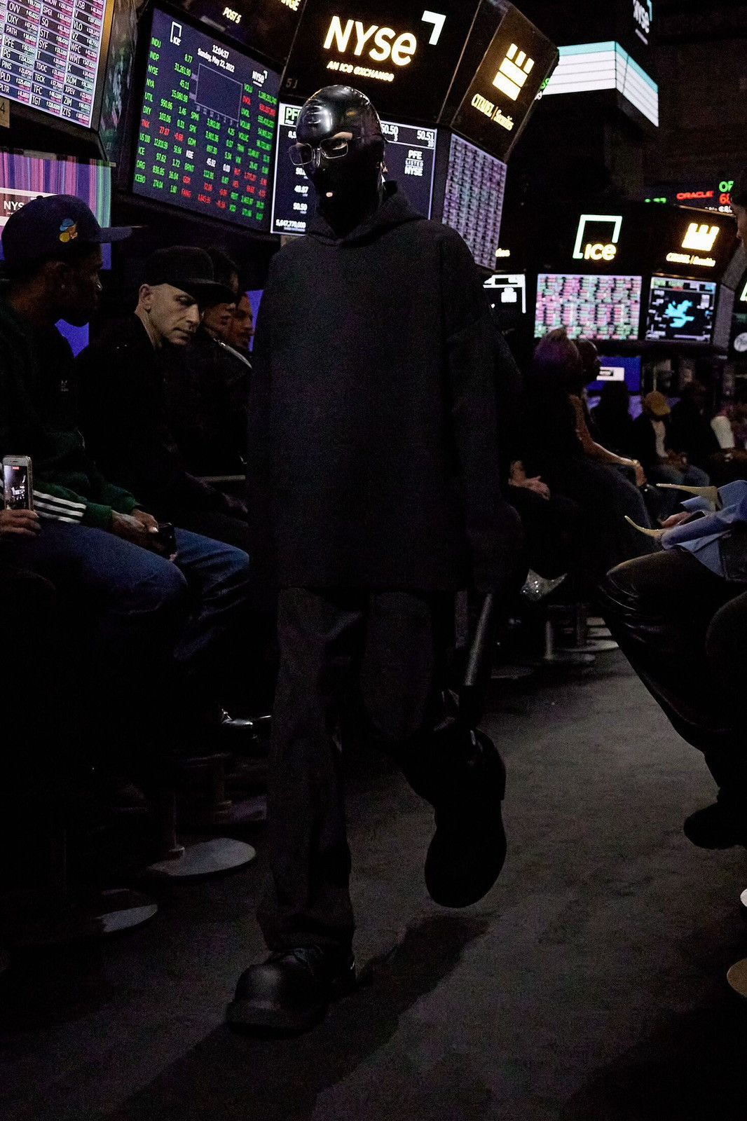 Balenciaga [S] 2300$ Spring23 NYC Show Garde-Robe Knitted hoodie Size US L / EU 52-54 / 3 - 3 Thumbnail