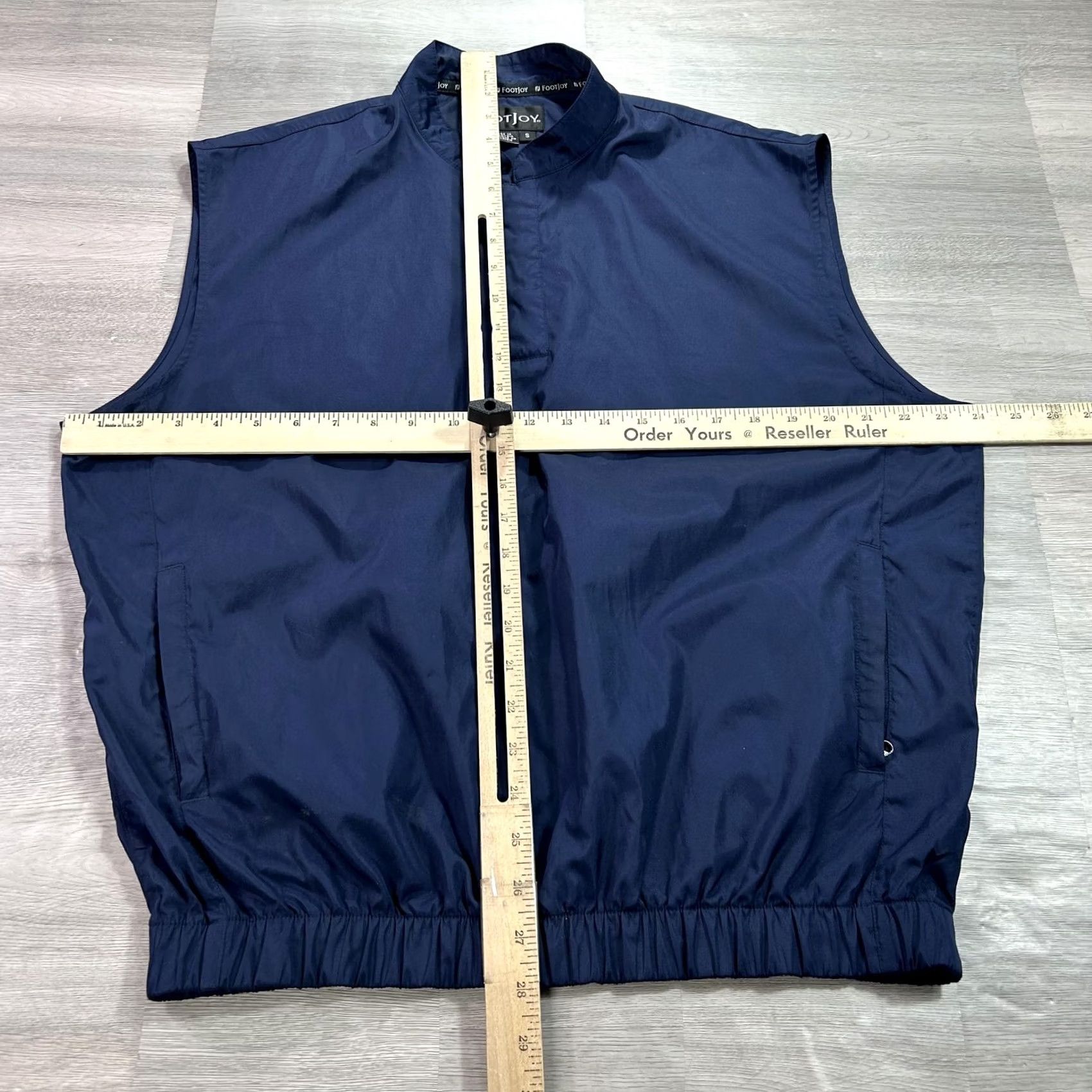 Footjoy FootJoy Vest Mens Small Blue Golf Windbreaker Pockets Zipped Elastic Hem Collared Lightweight Wind-Resistant Polo Layering Shirt Size US S / EU 44-46 / 1 - 5 Thumbnail