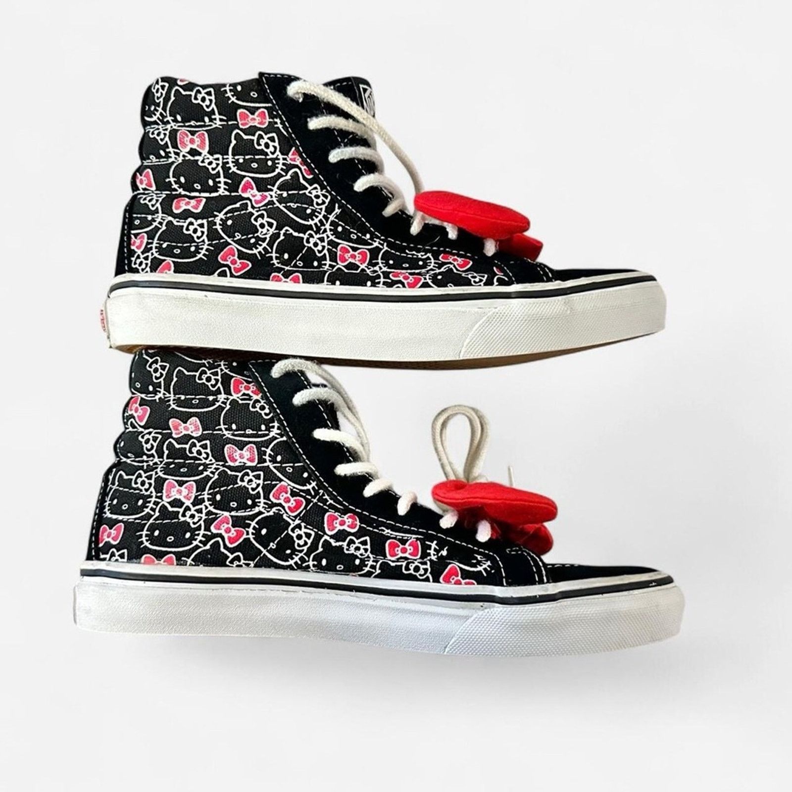Vans Vans X Hello Kitty hi-tops sneakers Sk8-Hi Size US 5.5 / IT 35.5 - 8 Thumbnail