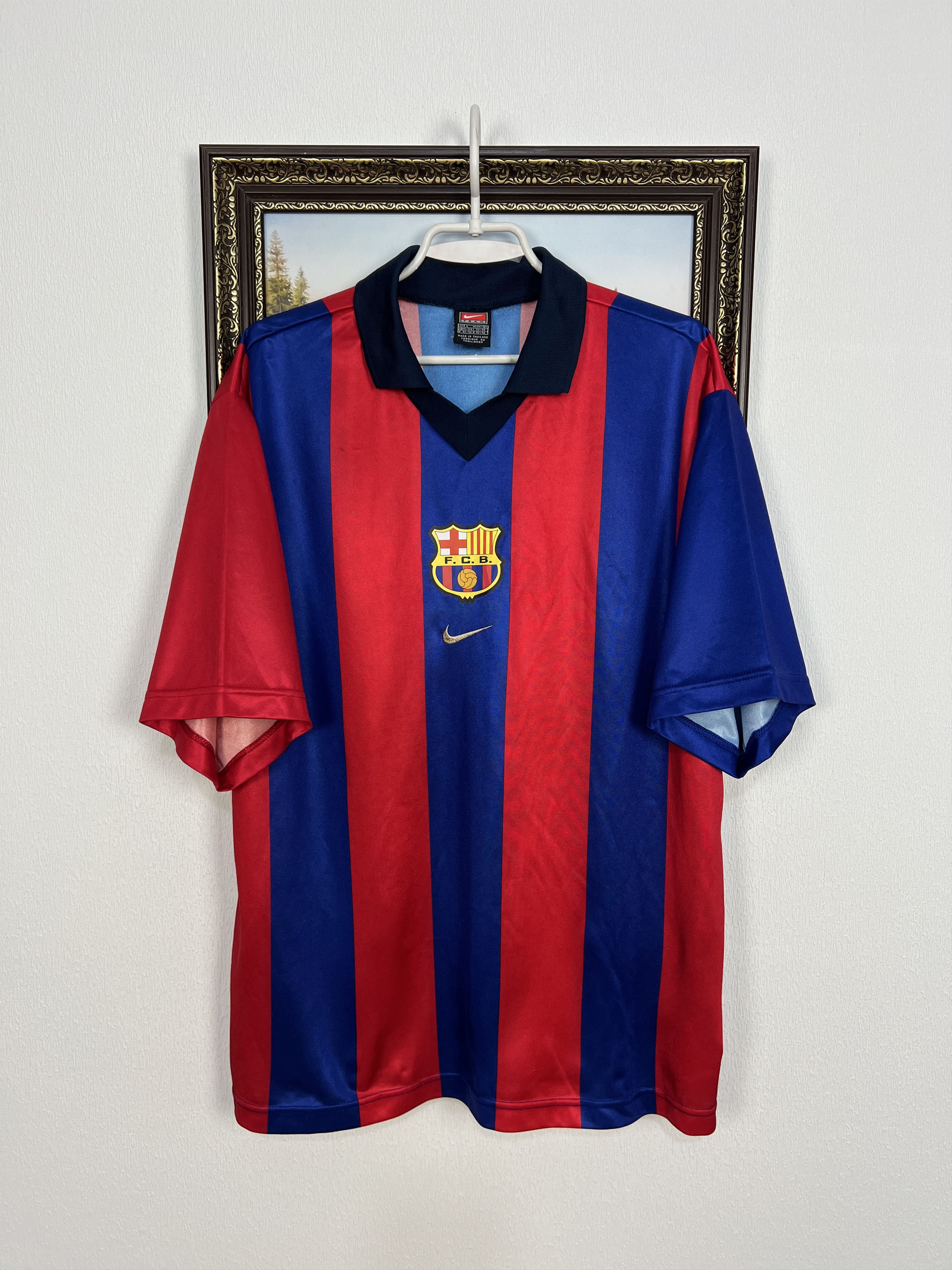 Nike Barcelona Home football shirt 2000 Soccer Nike Jersey Size US L / EU 52-54 / 3 - 1 Thumbnail