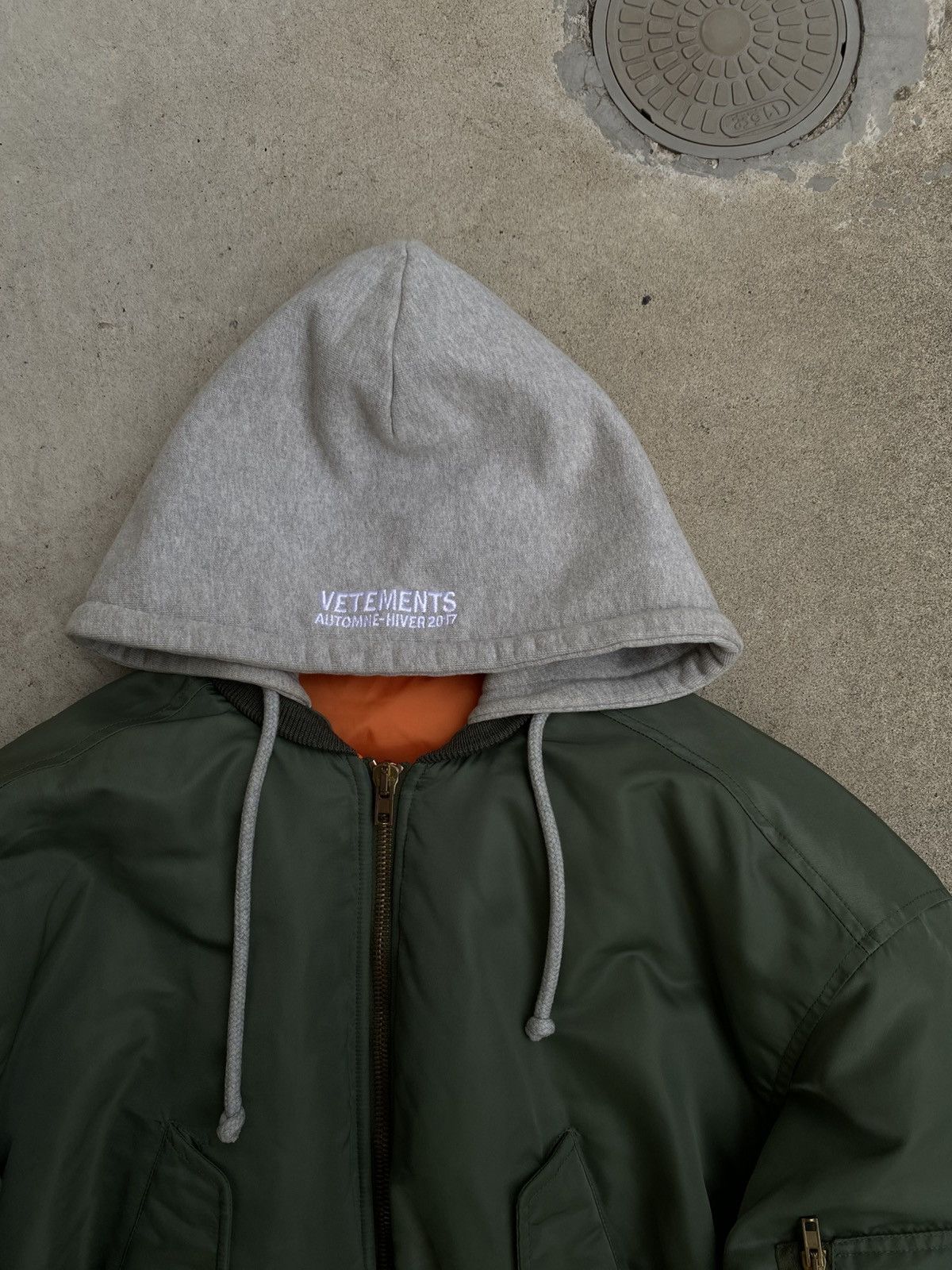 Vetements Vetements Cropped Bomber AW2017 Size US XS / EU 42 / 0 - 2 Thumbnail