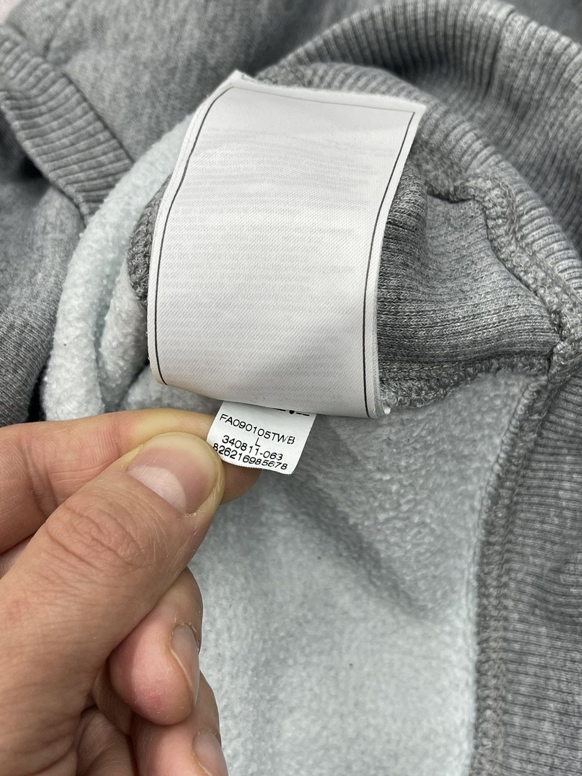 Nike × Nike ACG × Vintage Vintage Nike Basic Grey Crewneck Sweatshirt Small Logo Y2K Size US L / EU 52-54 / 3 - 8 Thumbnail