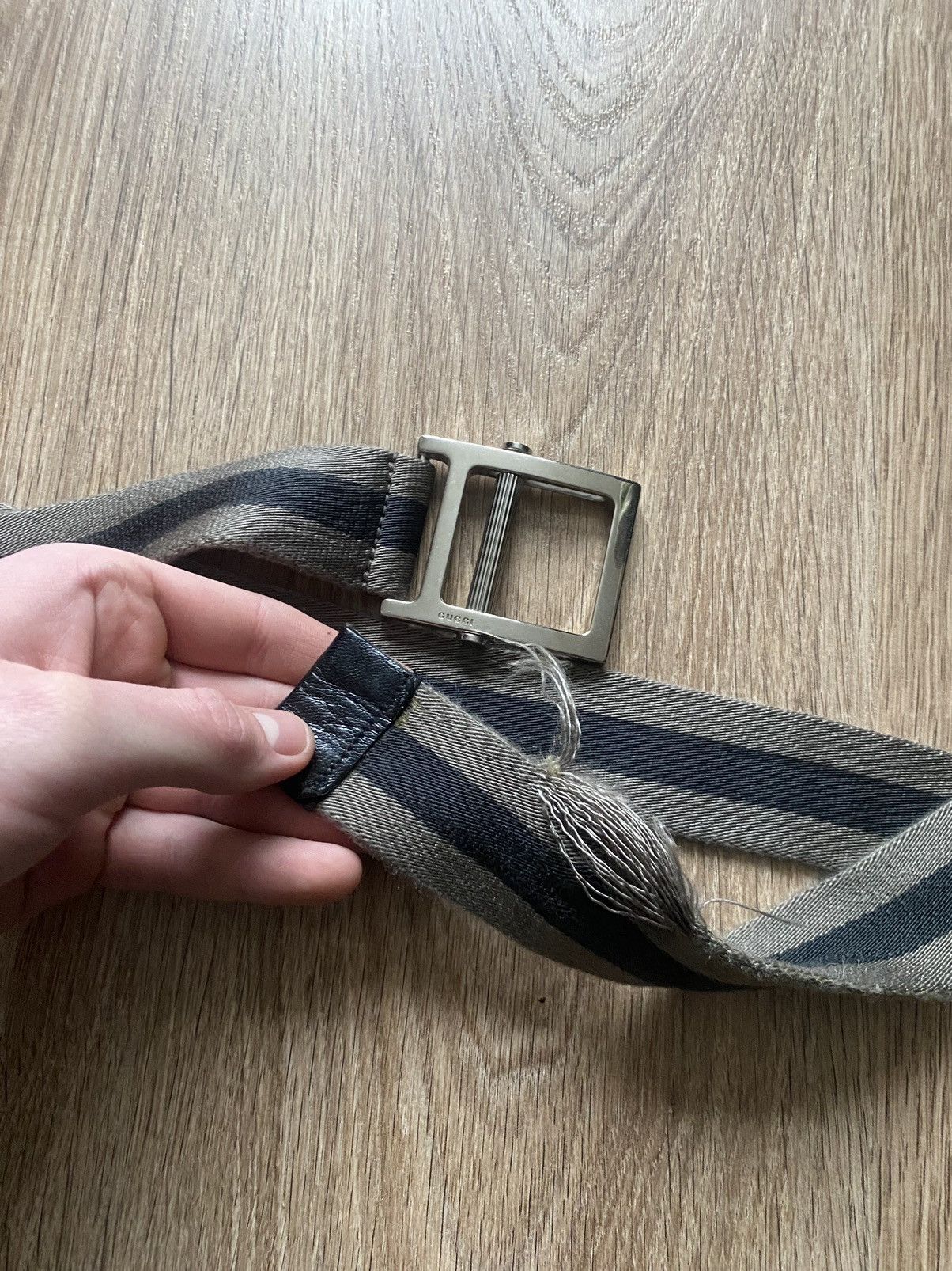 Gucci × Vintage Gucci Gray & Black leather Striped Buckle knitted Belt Size ONE SIZE - 12 Thumbnail