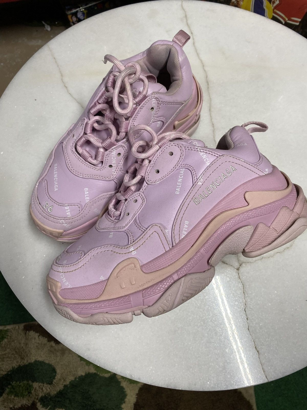 Balenciaga Balenciaga Triple S pink Logo Sneakers Size 6 Size US 6 / IT 36 - 9 Thumbnail