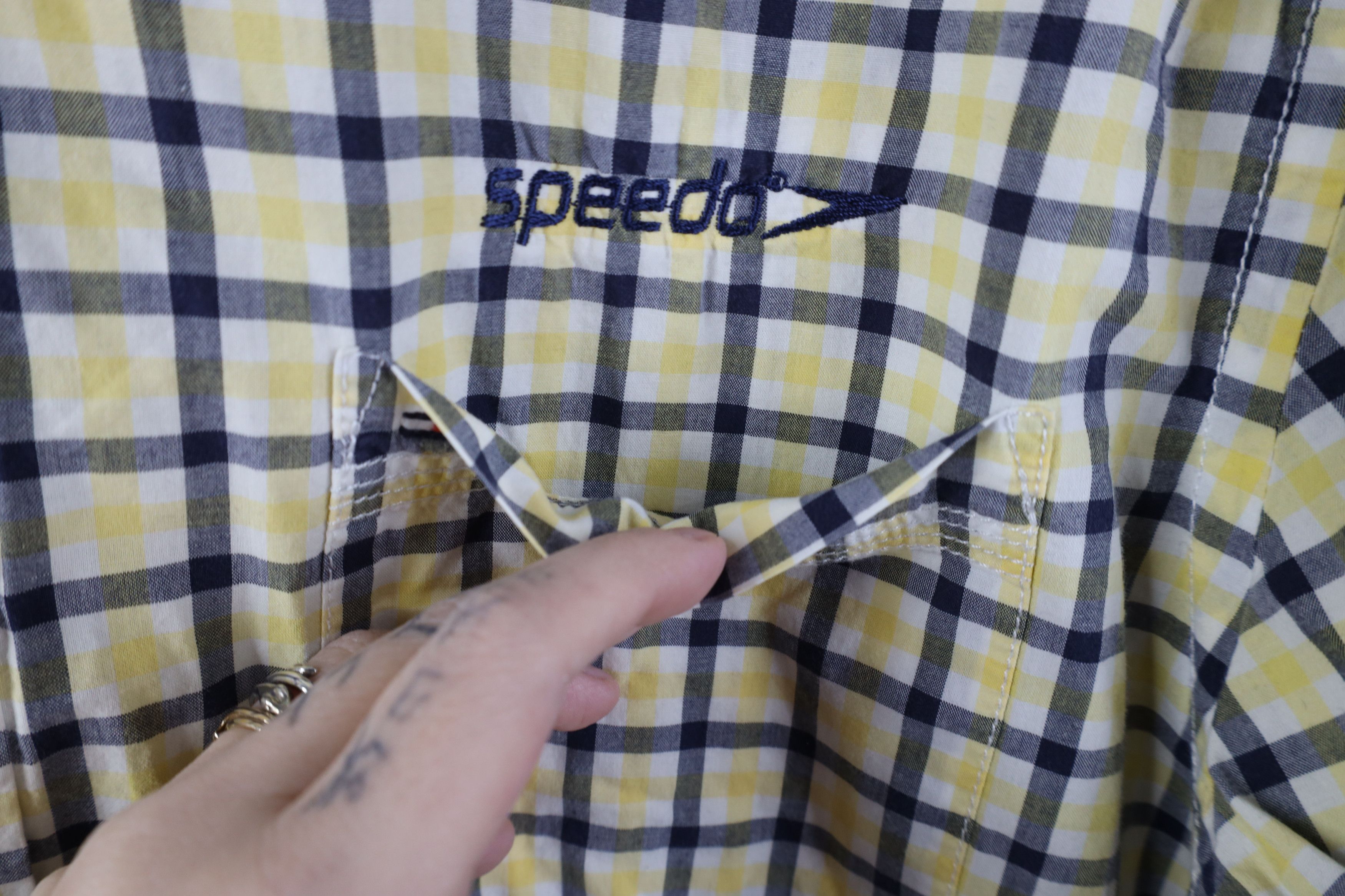 Tommy Hilfiger Tommy Hilfiger Speedo University Michigan Swim Button Shirt Size US L / EU 52-54 / 3 - 6 Thumbnail