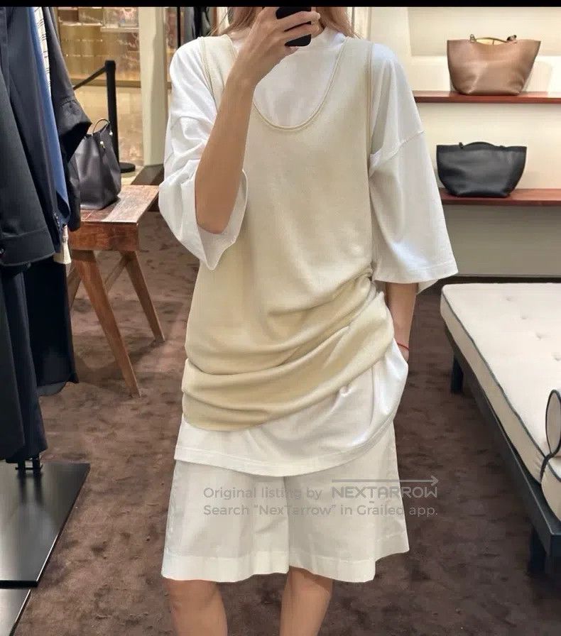 The Row The row Loose round neck and white short sleeves Size XS / US 0-2 / IT 36-38 - 3 Thumbnail